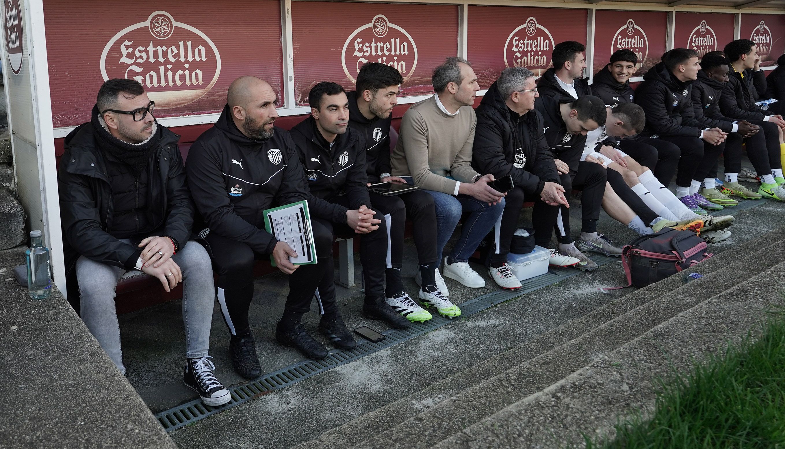 Partido entre Pontevedra CF y Club Deportivo Lugo en Pasarón
