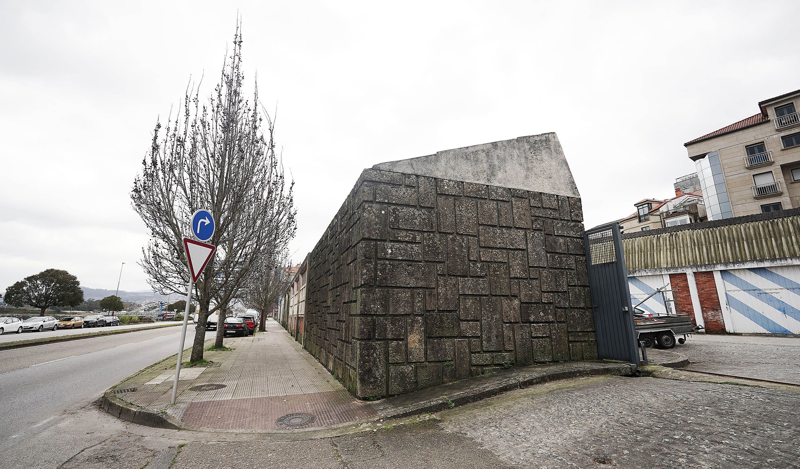 Parcela de la Avenida de Uruguay en la que la Xunta pretende construir vivienda pública
