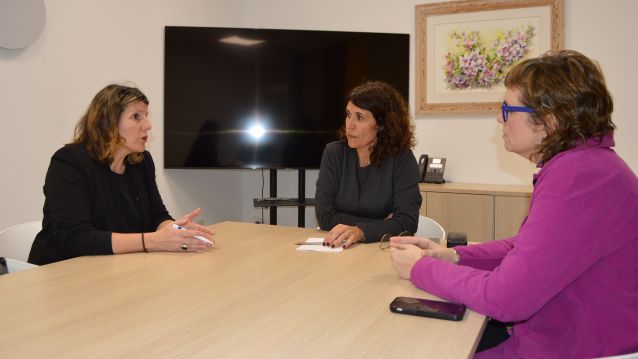 Reunión con responsables de ACCEM en el Concello de Sanxenxo