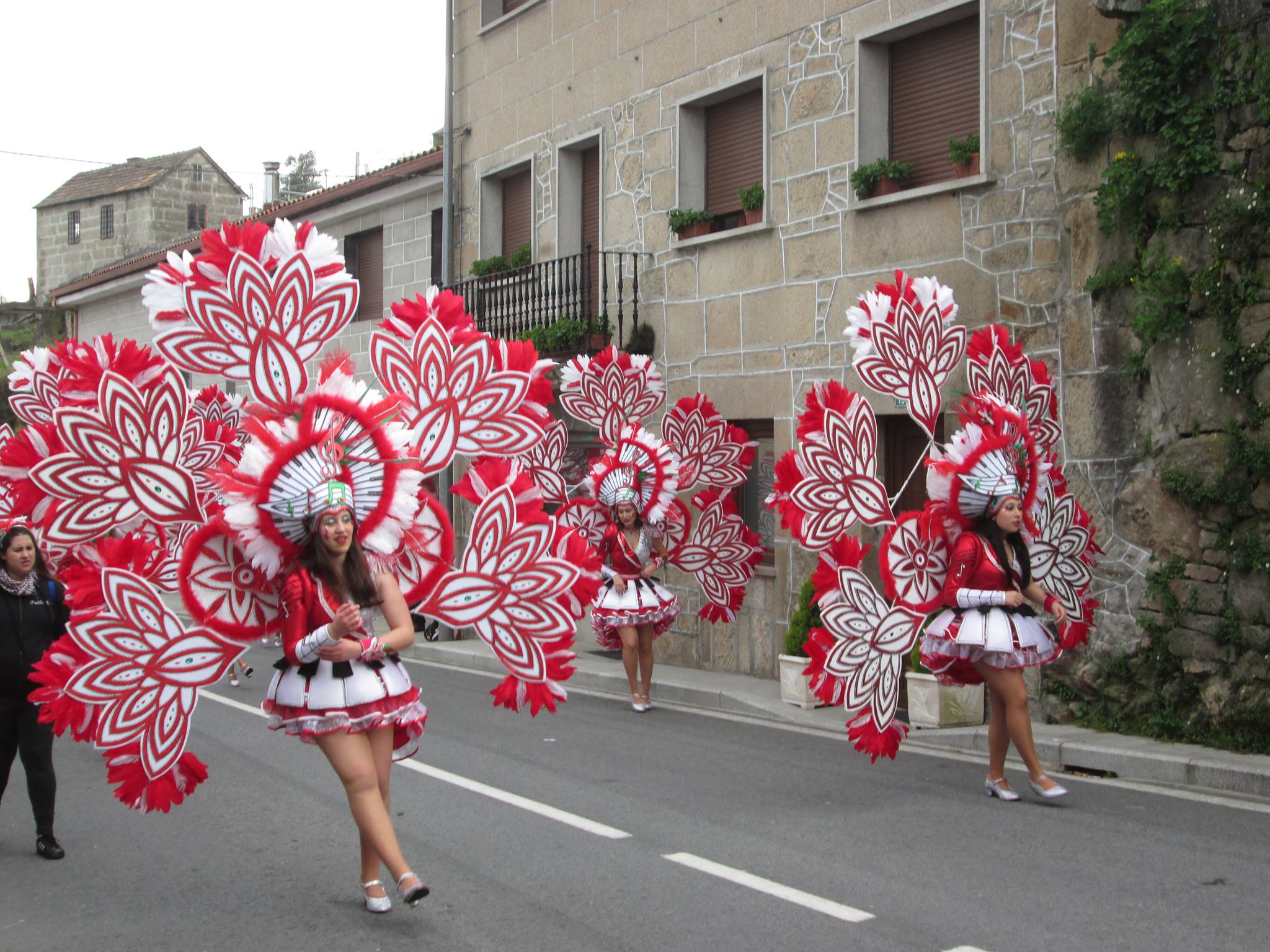 Desfile de Entroido en Campo Lameiro