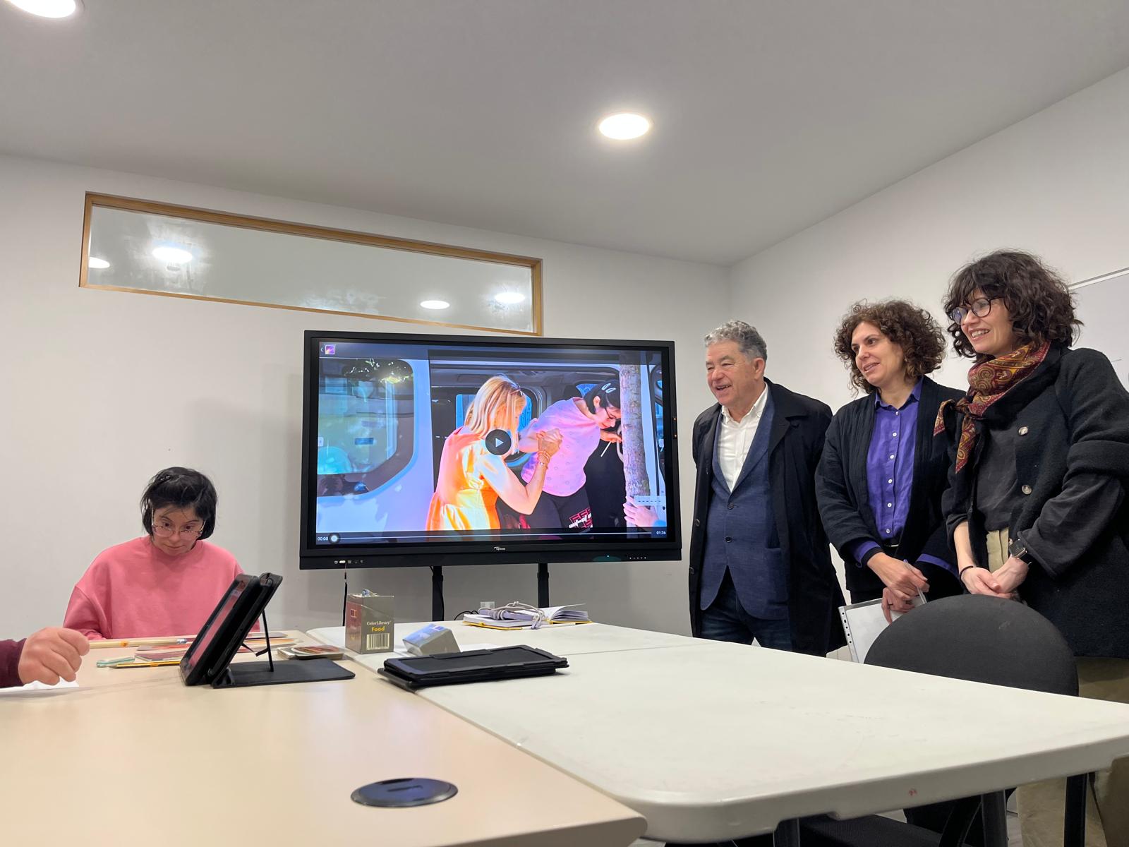 Visita a la sede de Down Pontevedra Xuntos en el Gorgullón