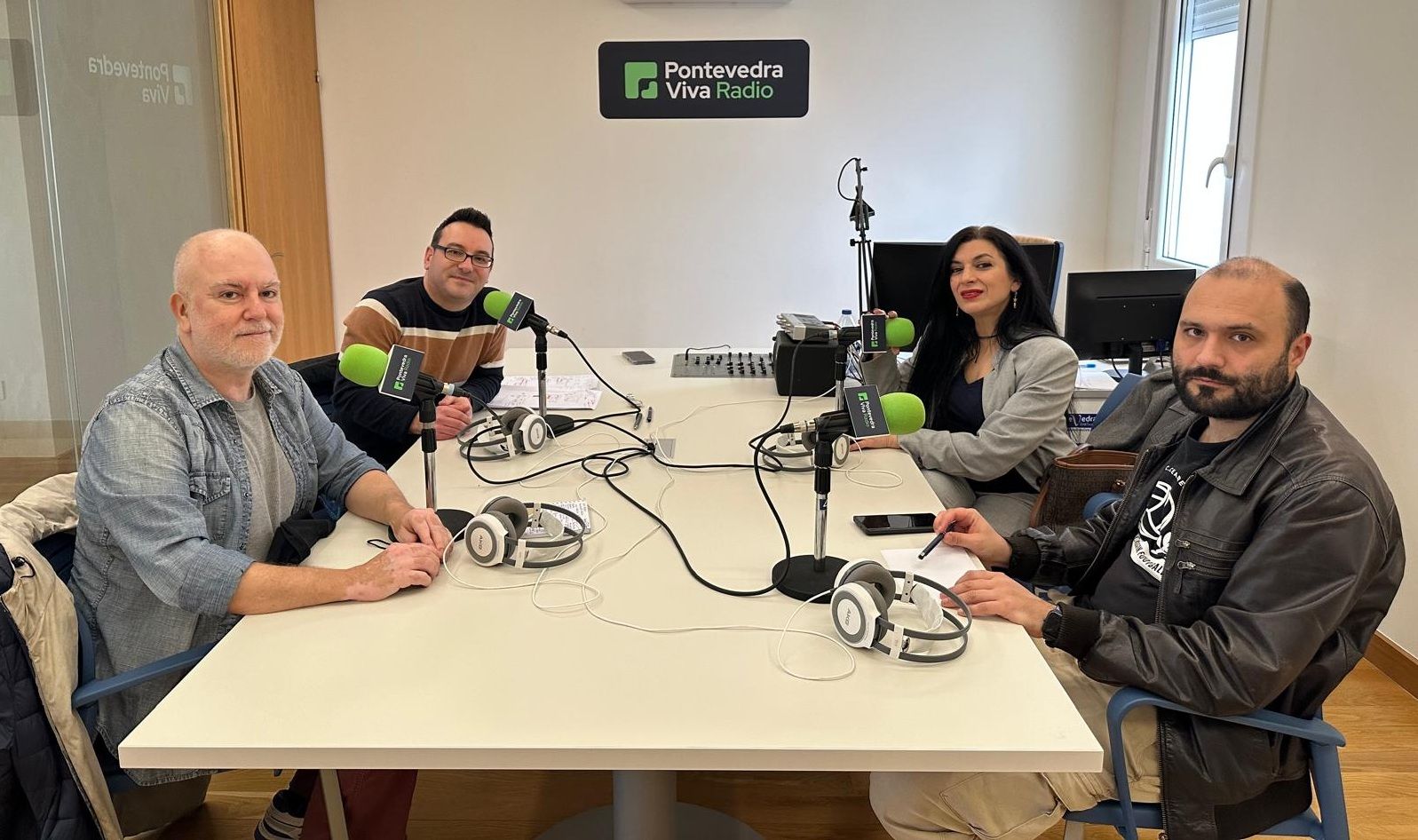 Santiago Agopian, Seve Casalderrey, Lorena Romero y Julio C Piñeiro en PontevedraViva Radio