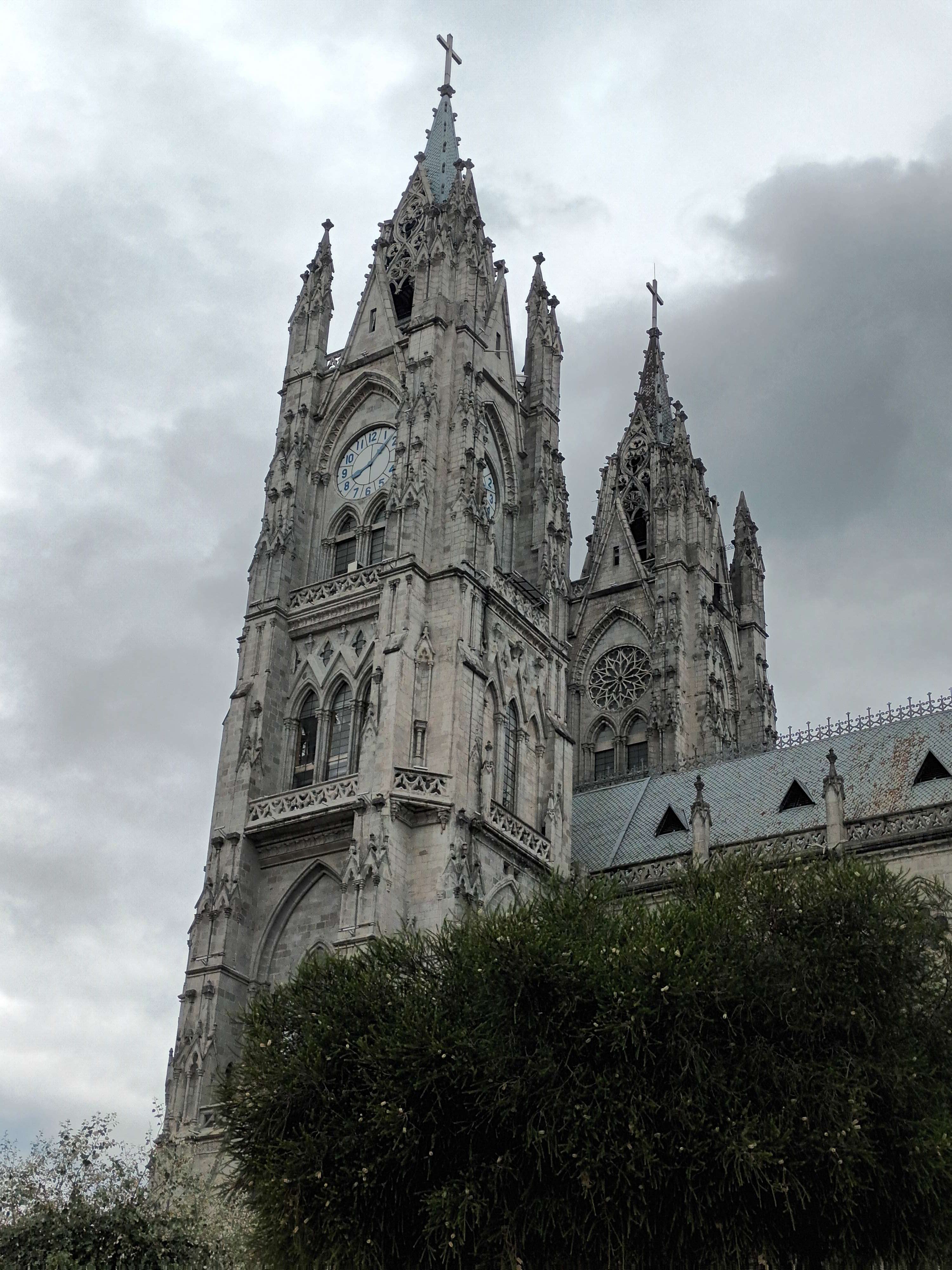 Basílica del Voto Nacional, torres Basílica del Voto Nacional, torres