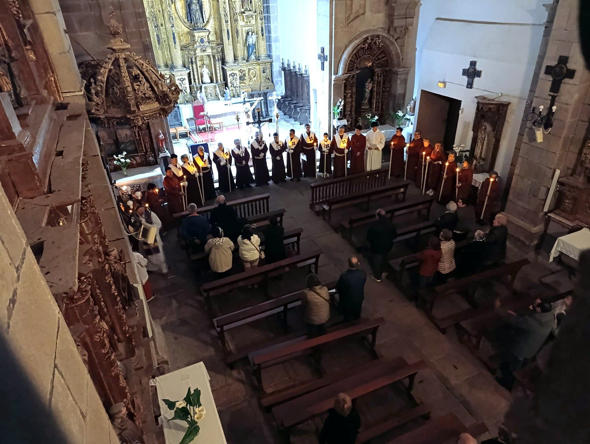 Viacrucis na Igrexa de Lérez