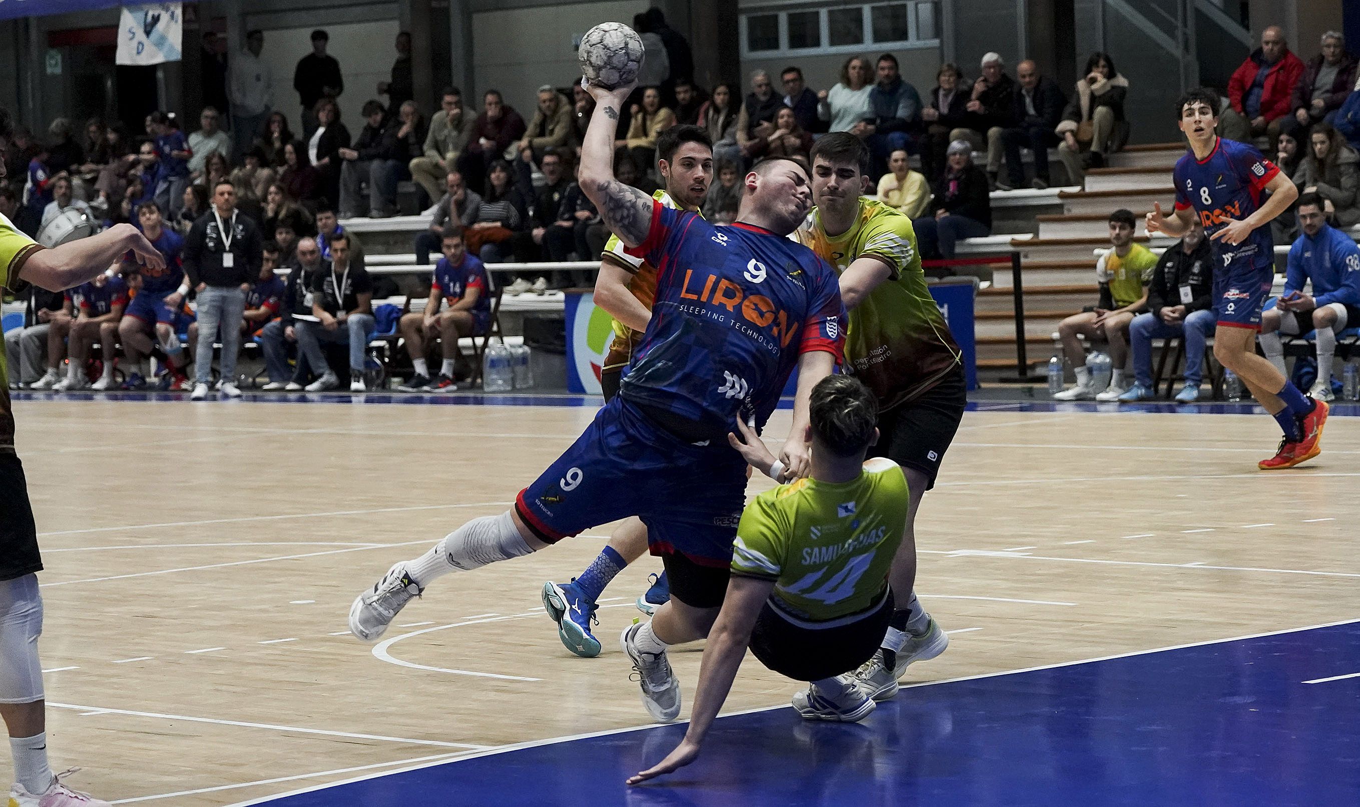 Partido de Primera Nacional entre Sociedad Deportiva Teucro y Bueu Atlético Balonmano Partido de Primera Nacional entre Sociedad Deportiva Teucro y Bueu Atlético Balonmano