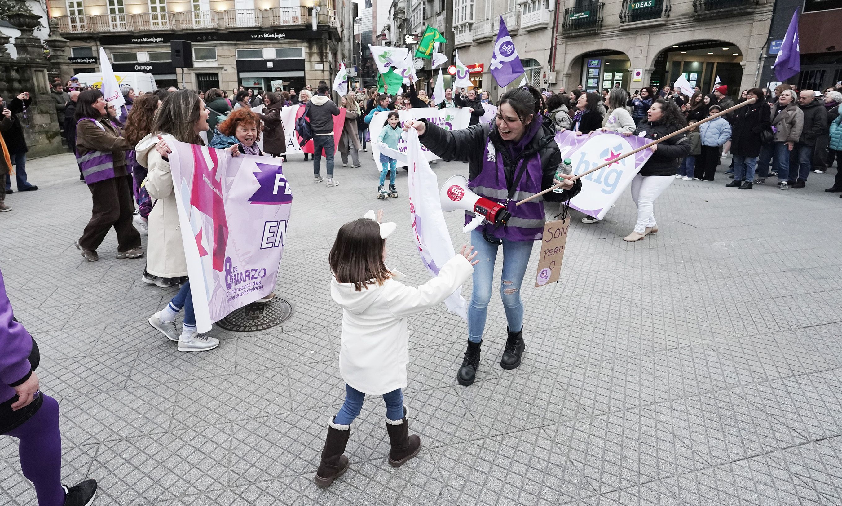 Manifestación del 8M en Pontevedra convocada por la Marcha Mundial de las Mujeres Manifestación del 8M en Pontevedra convocada por la Marcha Mundial de las Mujeres