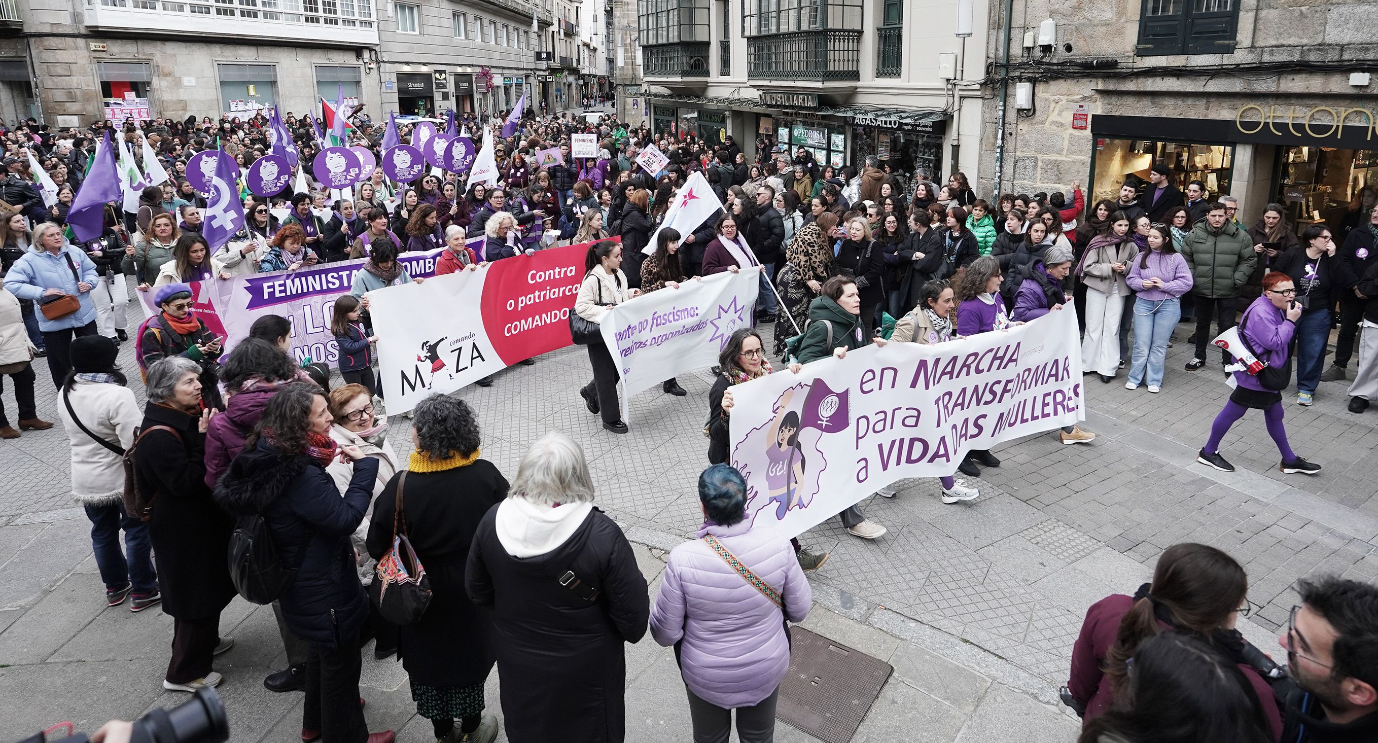 Manifestación del 8M en Pontevedra convocada por la Marcha Mundial de las Mujeres Manifestación del 8M en Pontevedra convocada por la Marcha Mundial de las Mujeres