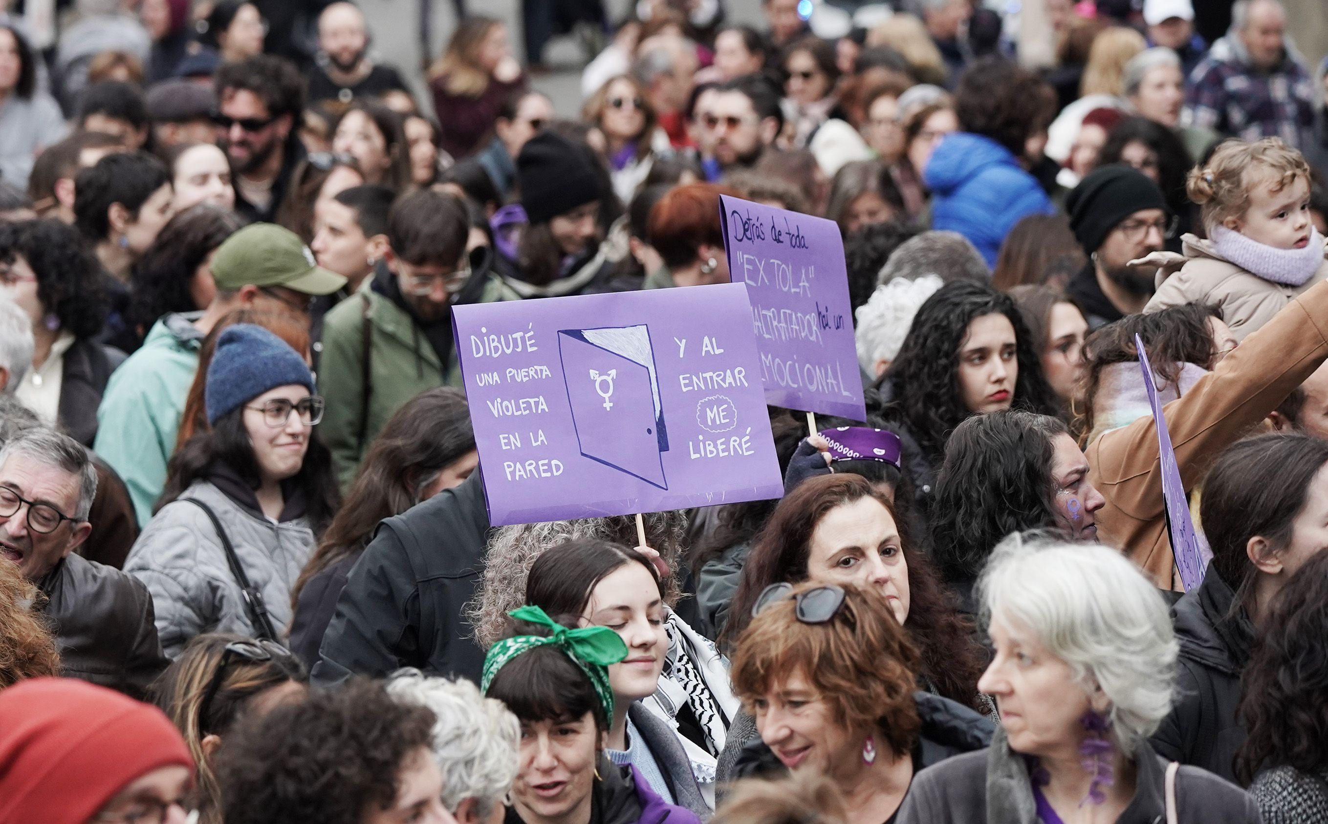 Manifestación del 8M en Pontevedra convocada por la Marcha Mundial de las Mujeres Manifestación del 8M en Pontevedra convocada por la Marcha Mundial de las Mujeres