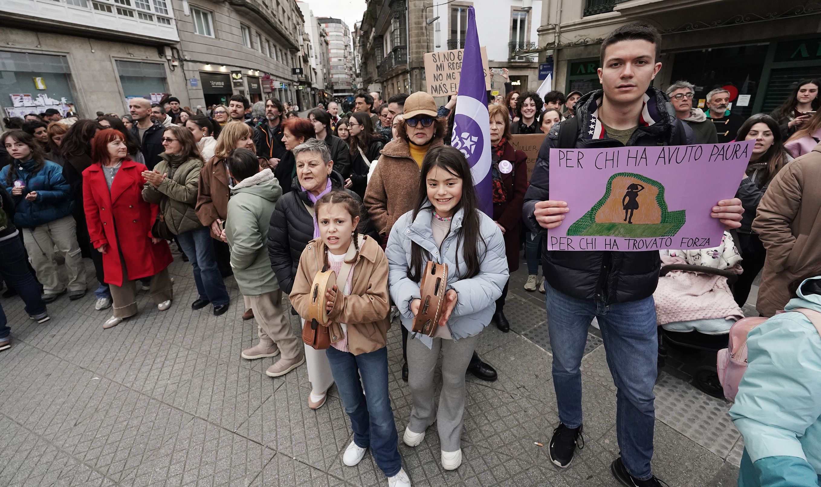 Manifestación del 8M en Pontevedra convocada por la Marcha Mundial de las Mujeres Manifestación del 8M en Pontevedra convocada por la Marcha Mundial de las Mujeres