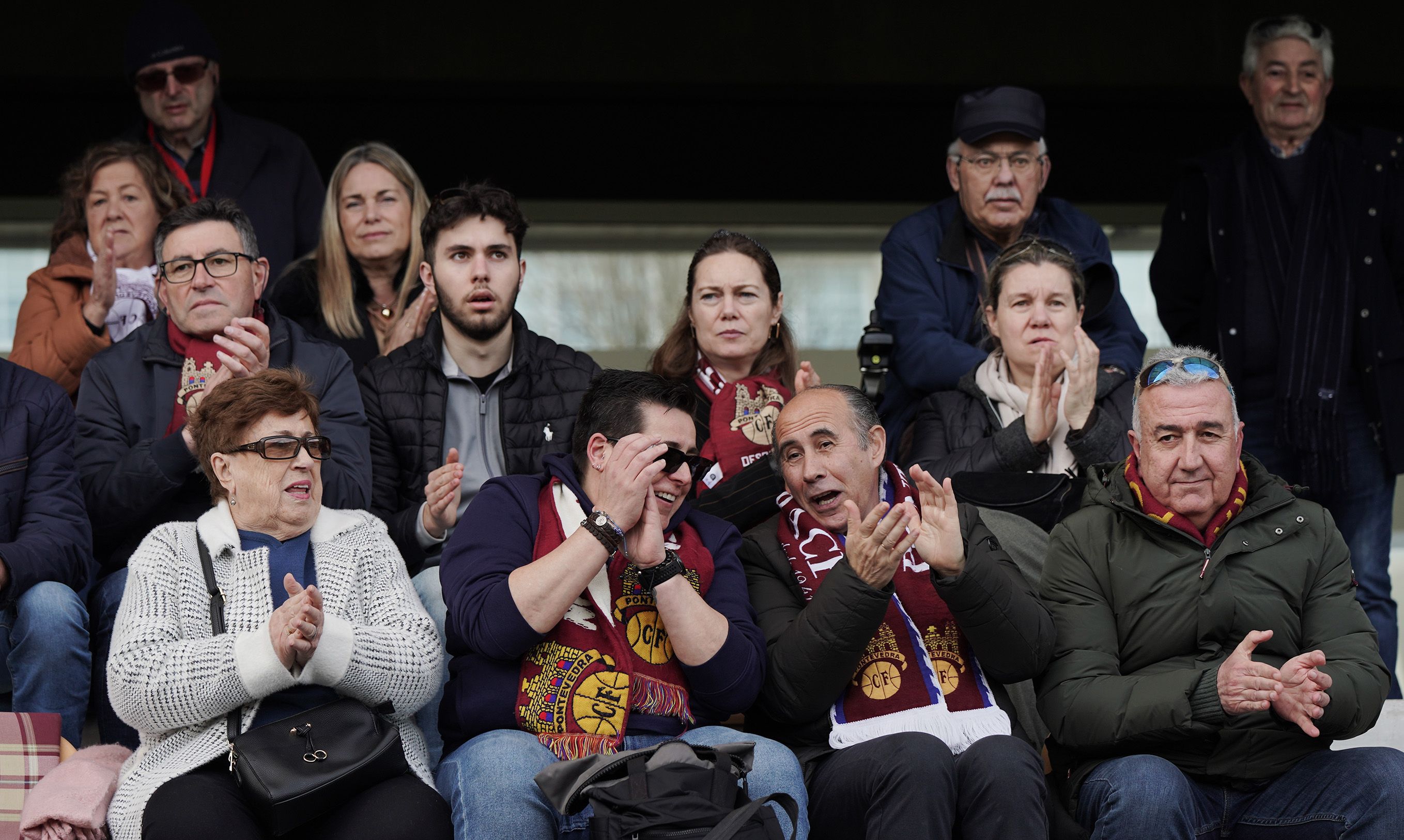 Partido entre Pontevedra CF y el Unionistas de Salamanca en Pasarón Partido entre Pontevedra CF y el Unionistas de Salamanca en Pasarón