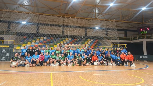 Xogadoras do Amubal Meaño Asmunais, Carballal, Bueu e o UBF Pontevedra Xogadoras do Amubal Meaño Asmunais, Carballal, Bueu e o UBF Pontevedra