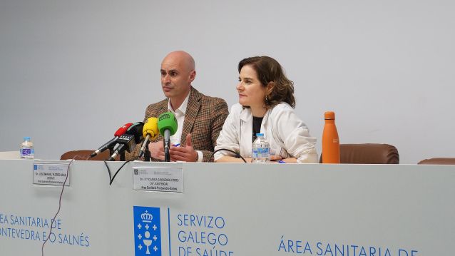 José Flores e Yolanda Sanduende falaron sobre as listas de espera