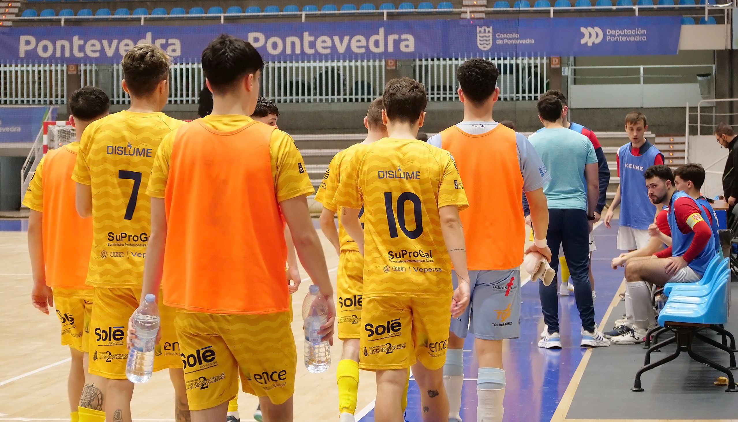 Partido entre Leis Pontevedra y Tierno Galván