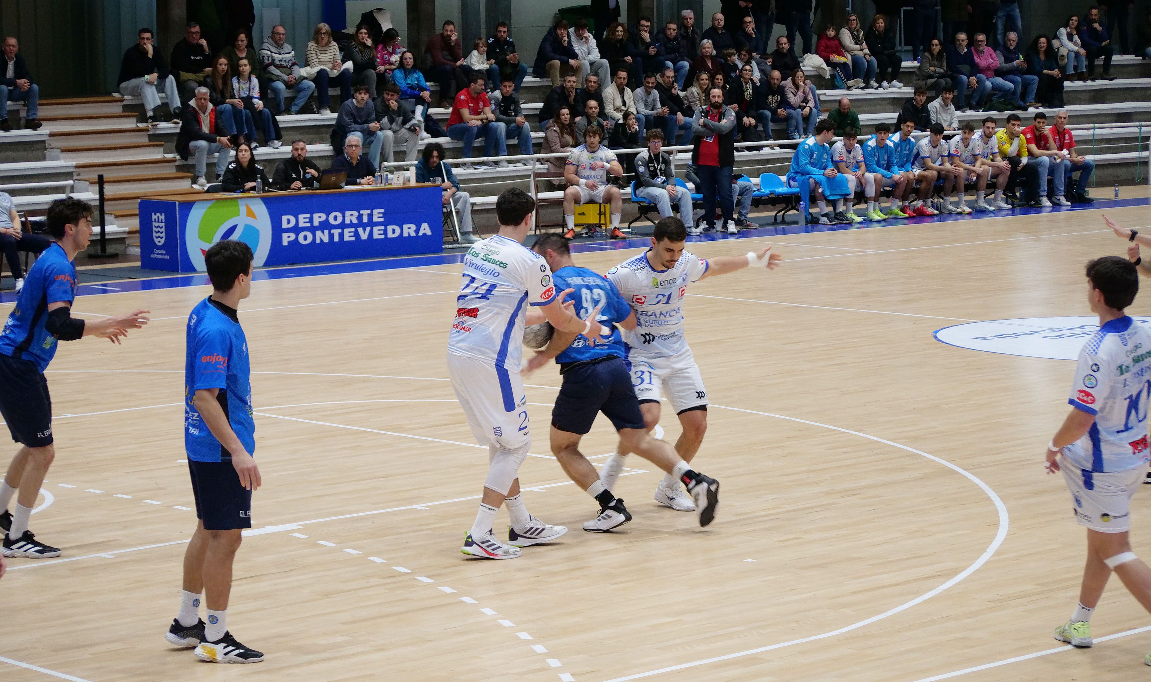 Partido entre Cisne y Confía Base Oviedo en el Municipal Partido entre Cisne y Confía Base Oviedo en el Municipal
