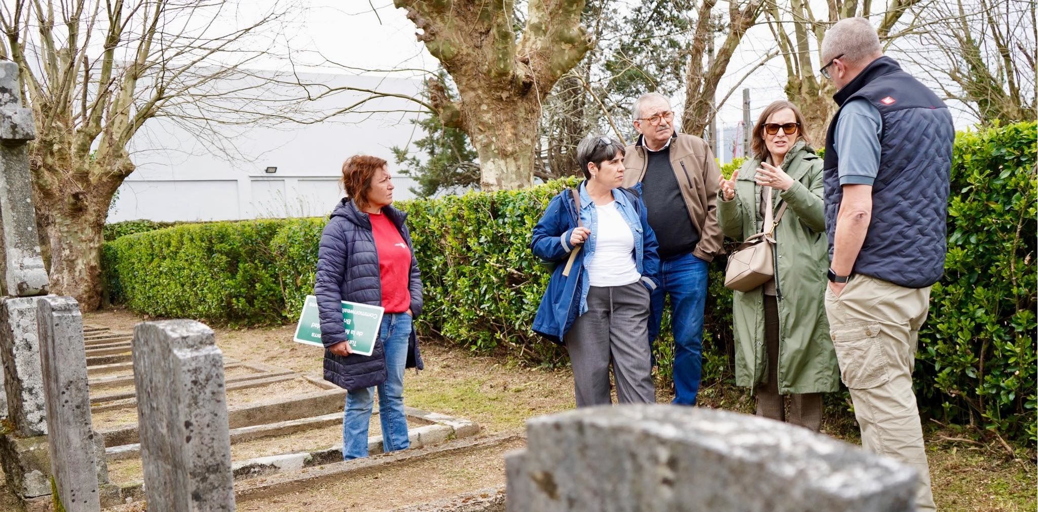Visita al Cementerio de los Ingleses