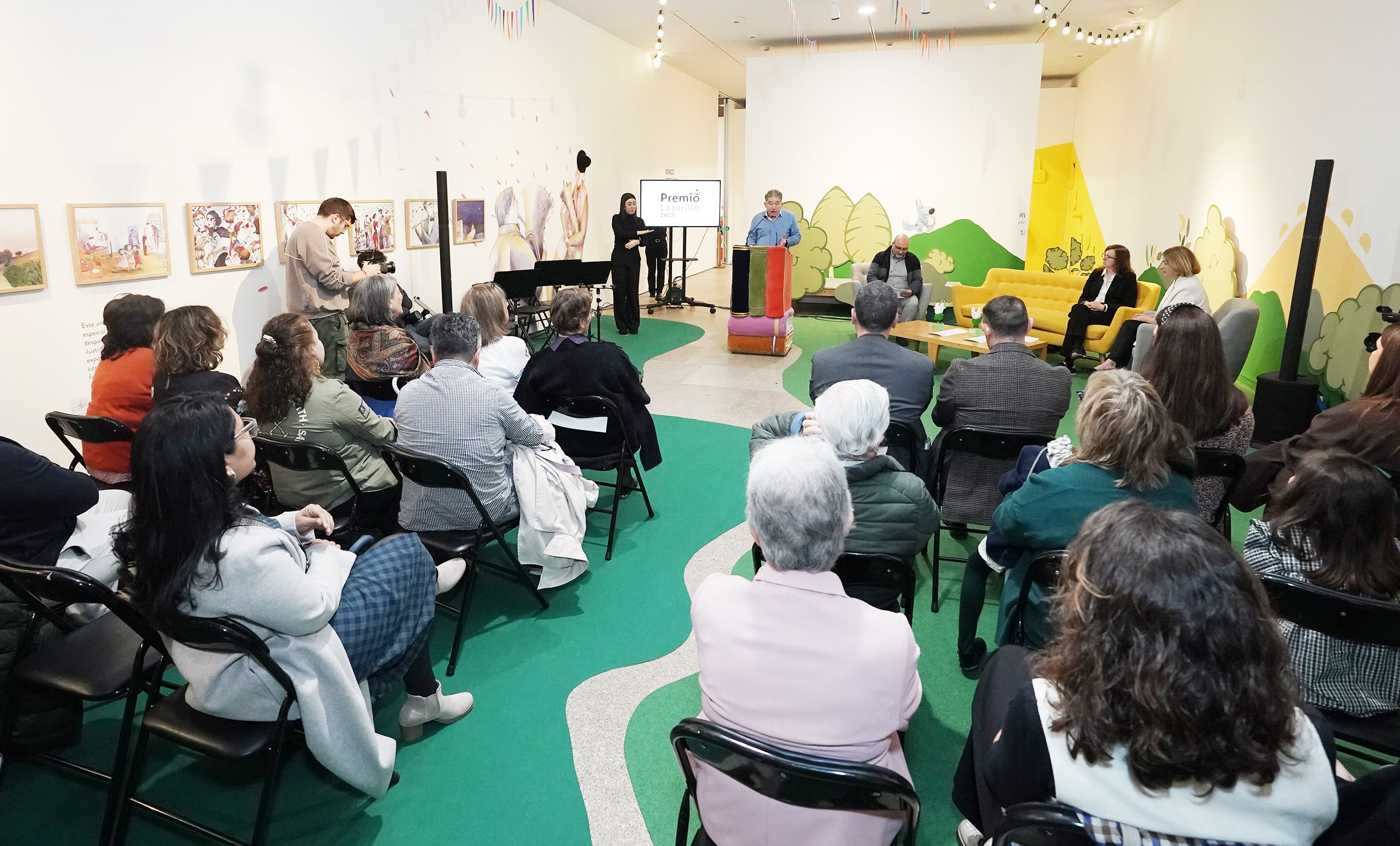 Entrega de los Premios Lazarillo 2025 en el Salón do Libro Entrega de los Premios Lazarillo 2025 en el Salón do Libro