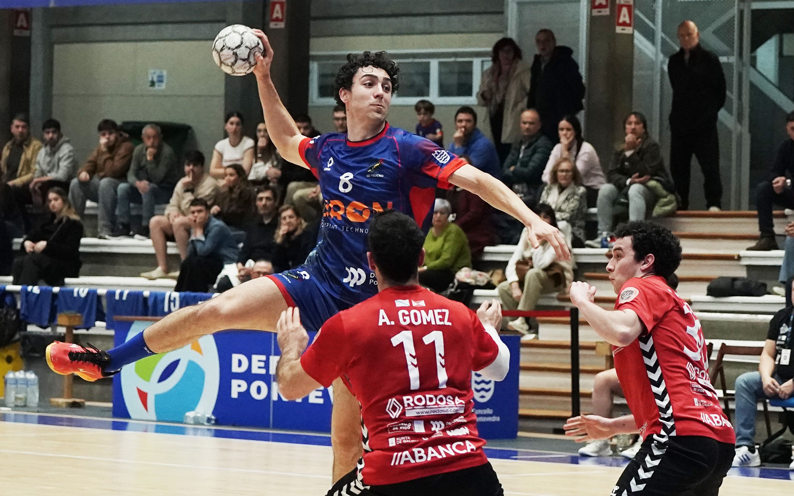 Partido de Primeira Nacional entre Sociedade Deportiva Teucro e Reconquista de Vigo