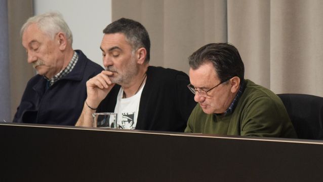 César Mosquera, Demetrio Gómez e Raimundo González durante o pleno César Mosquera, Demetrio Gómez e Raimundo González durante o pleno