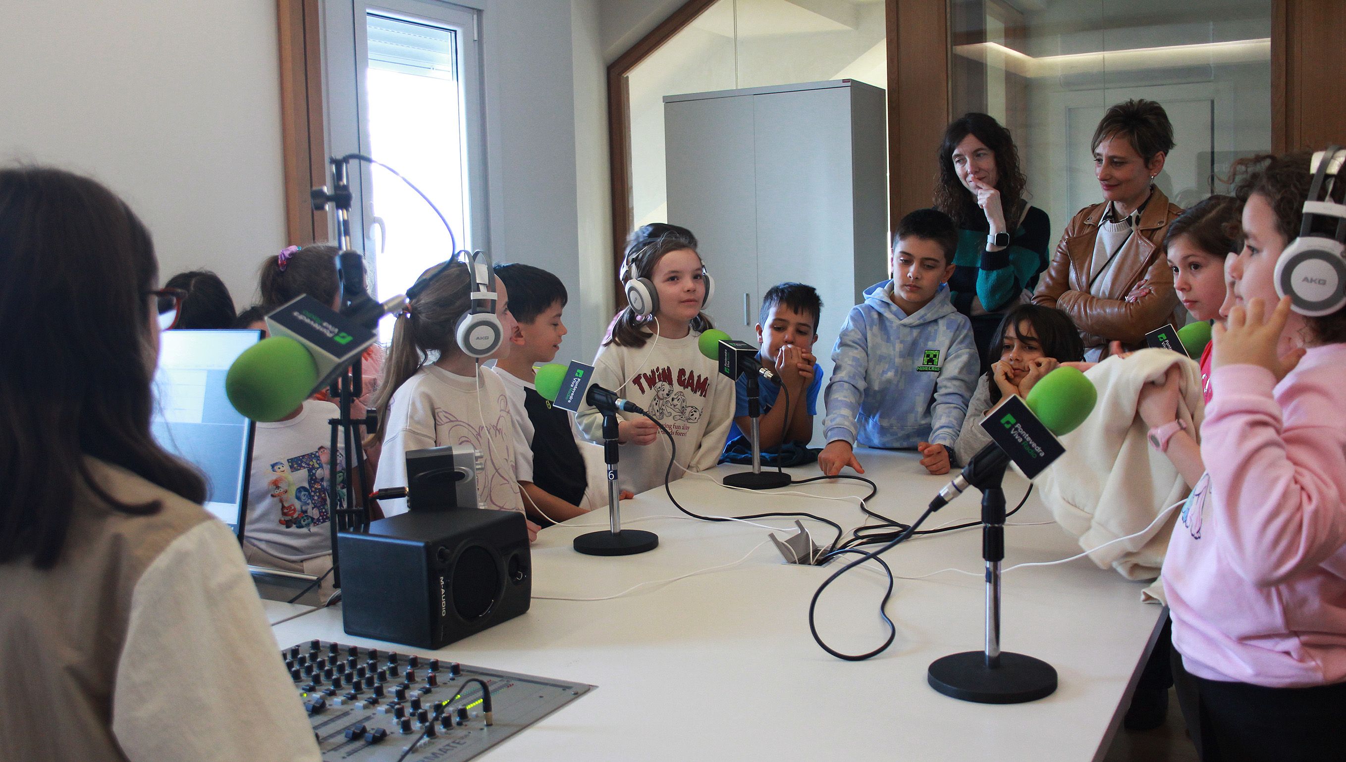 Escolares do CEIP Vilaverde de Pontevedra en PontevedraViva Radio