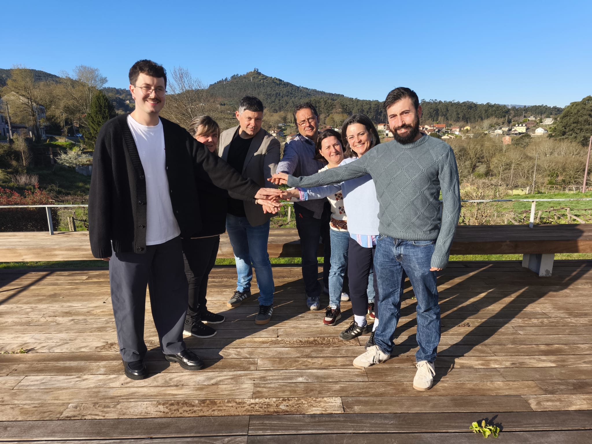 Gonzalo Outeiro, Rosana Martinez, Manu Lourenzo, Pablo Garrido , Charo Bouzón, Rosana Comesaña y Diego Moreira