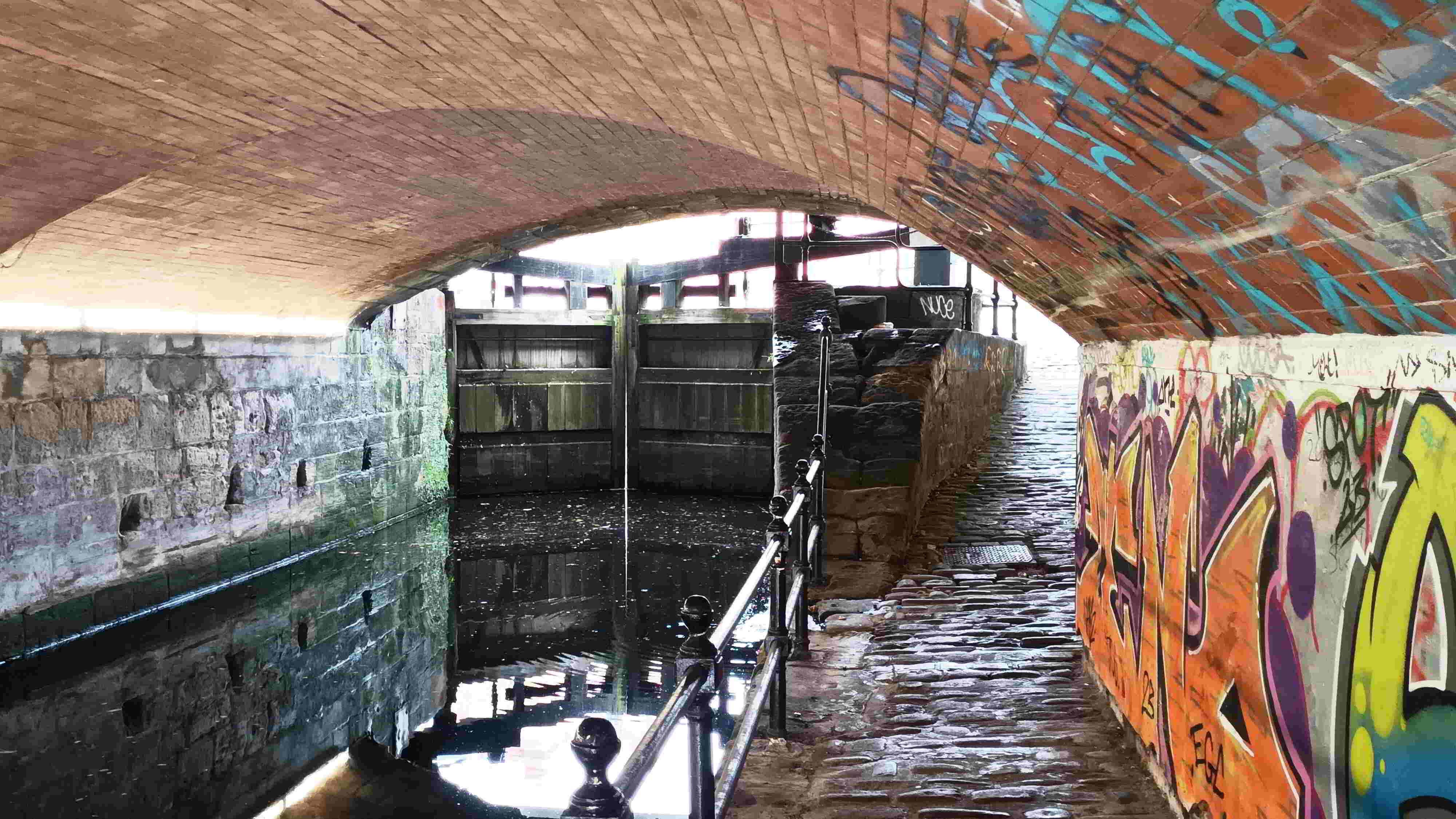 Castlefield. Esclusa dun canal Castlefield. Esclusa dun canal