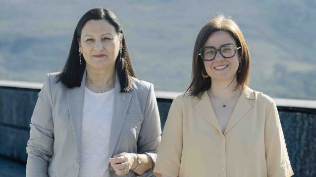 Belén Rubio, candidata á Reitoría da Universidade de Vigo, e Sara Domínguez, candidata á Vicerreitoría do Campus de Pontevedra