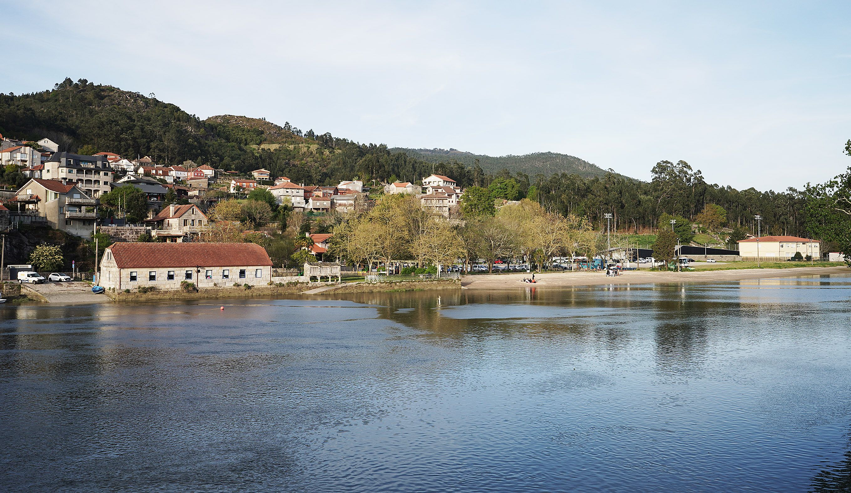 Visita institucional al puente medieval de Ponte Sampaio Visita institucional al puente medieval de Ponte Sampaio