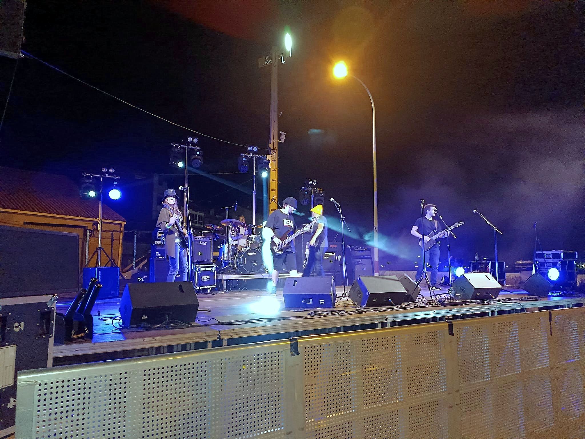 Actuación musical en el festival Ameixa Rock