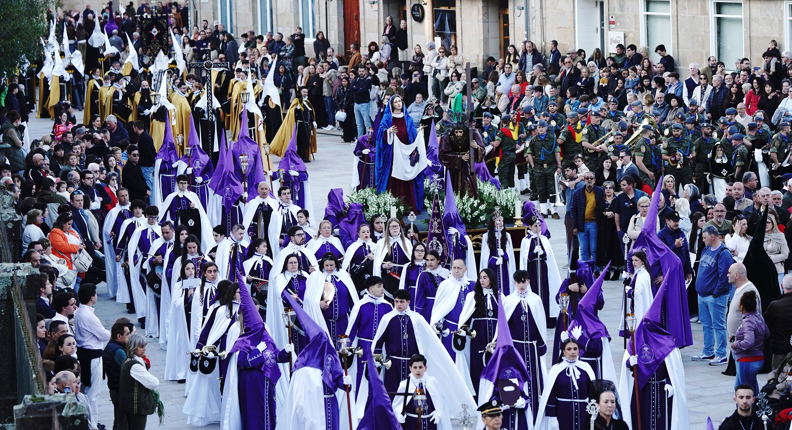 Procesión del Santo Entierro en la Semana Santa 2026 Procesión del Santo Entierro en la Semana Santa 2026