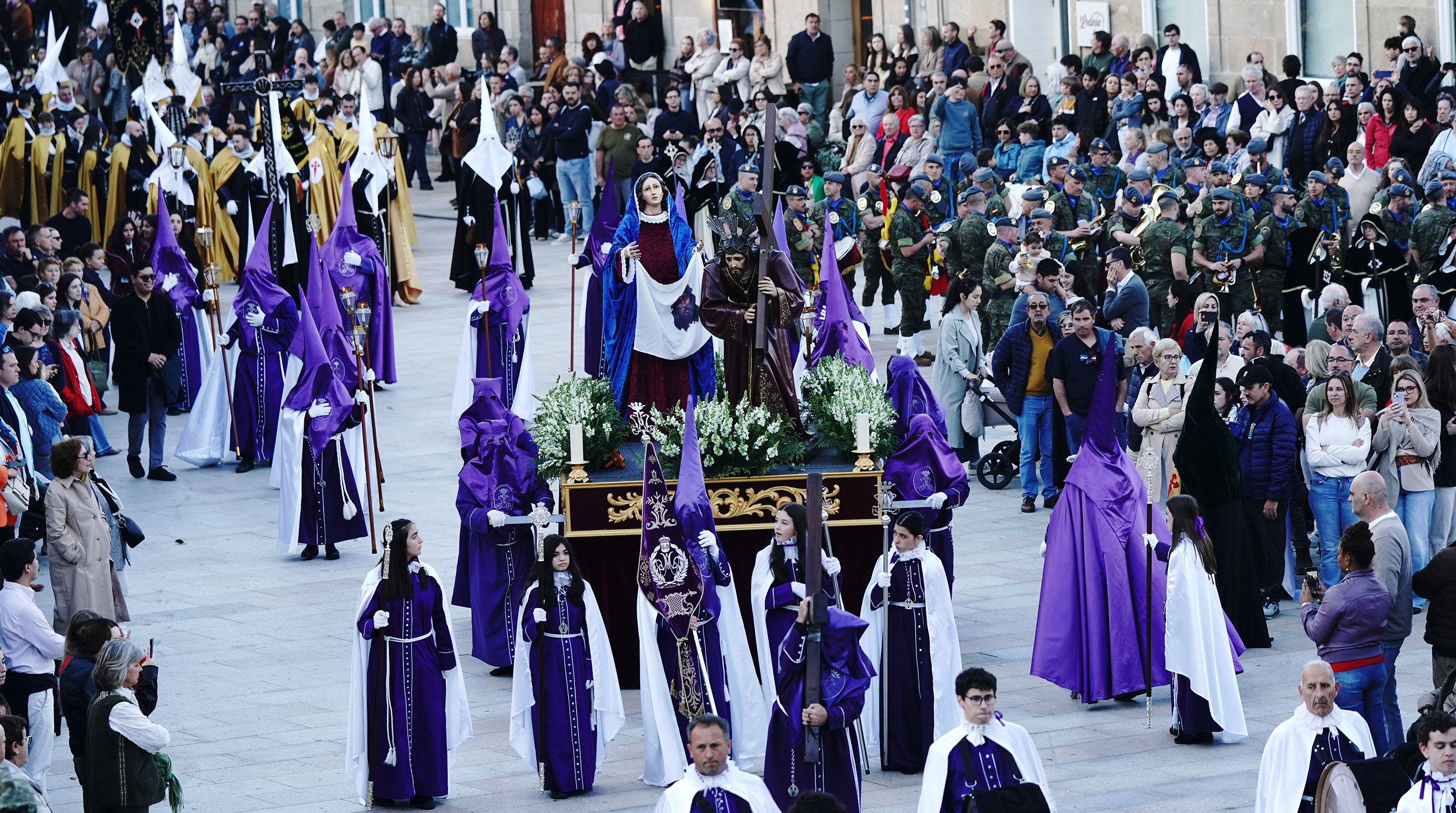 Procesión do Santo Enterro na Semana Santa 2026