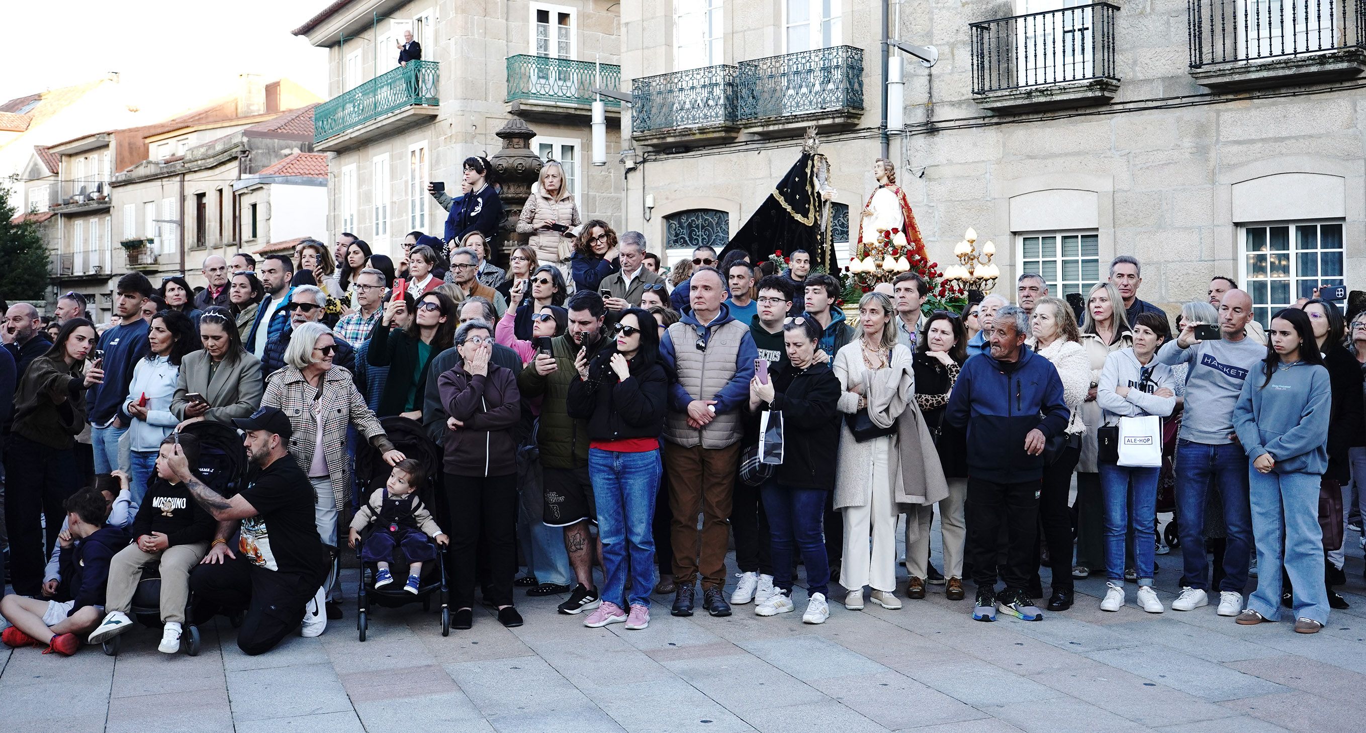 Procesión del Santo Entierro en la Semana Santa 2026 Procesión del Santo Entierro en la Semana Santa 2026