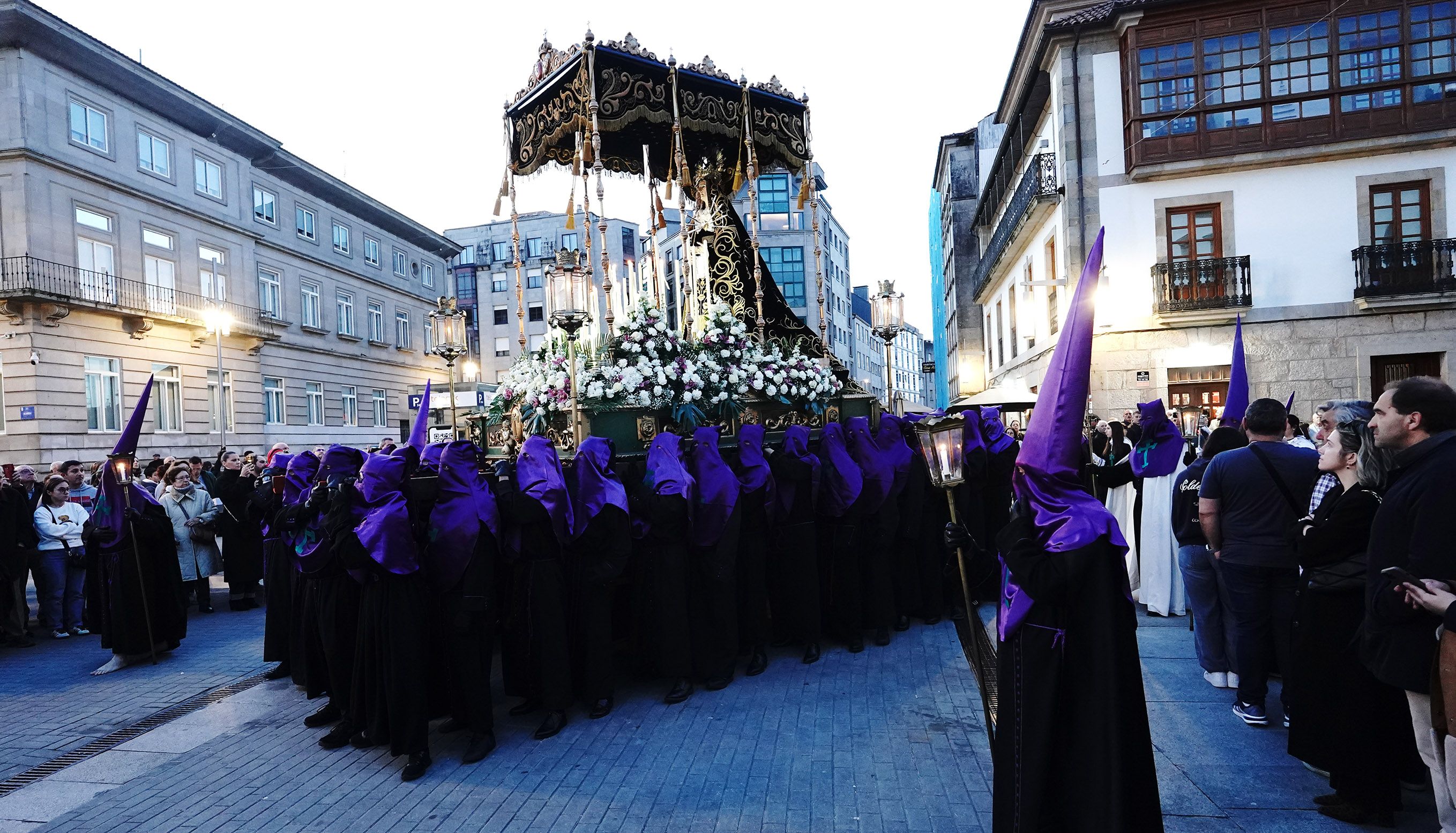 Procesión del Santo Entierro en la Semana Santa 2026 Procesión del Santo Entierro en la Semana Santa 2026