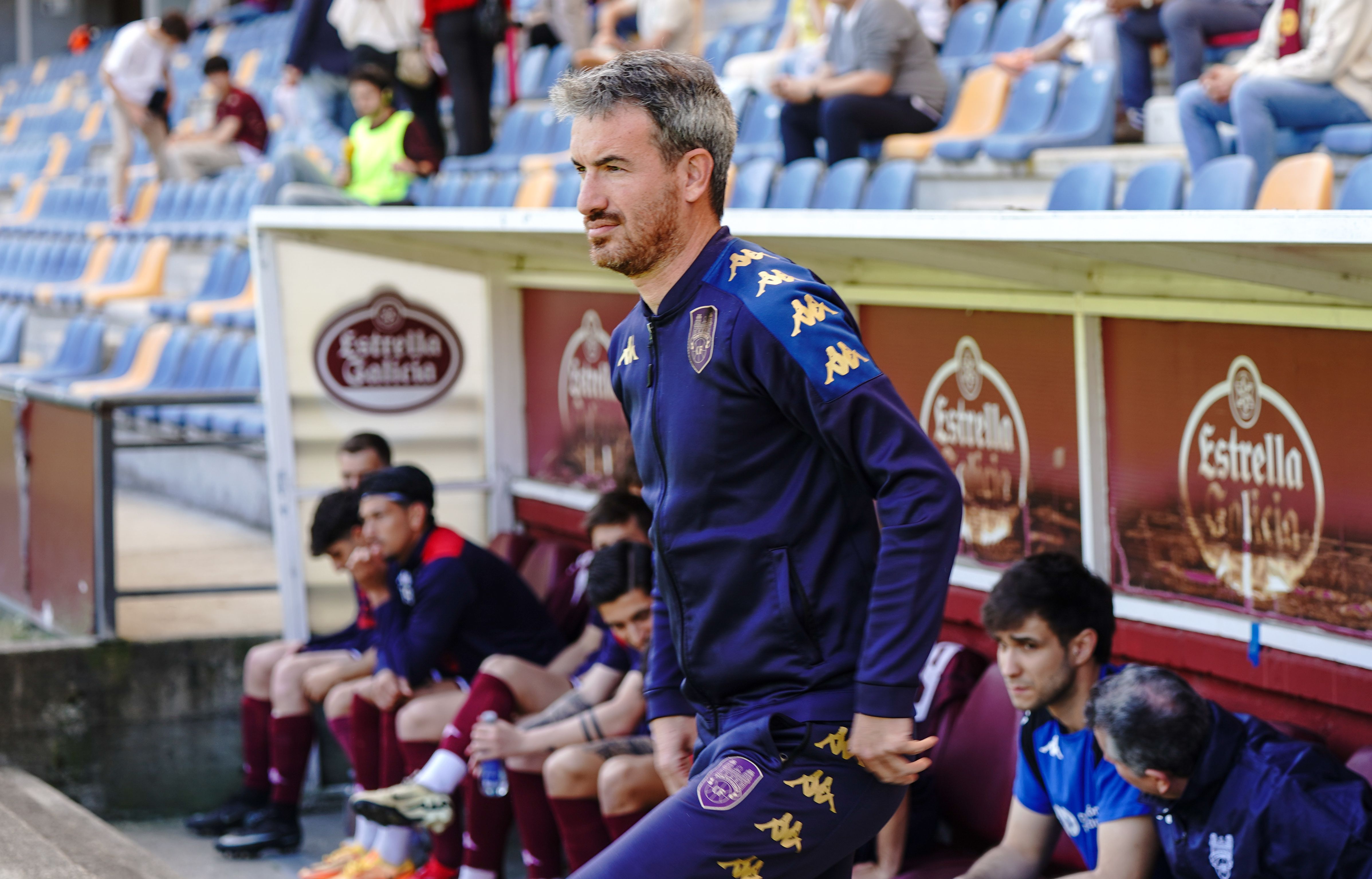 Rubén Domínguez no partido contra o Barakaldo no Municipal de Pasarón