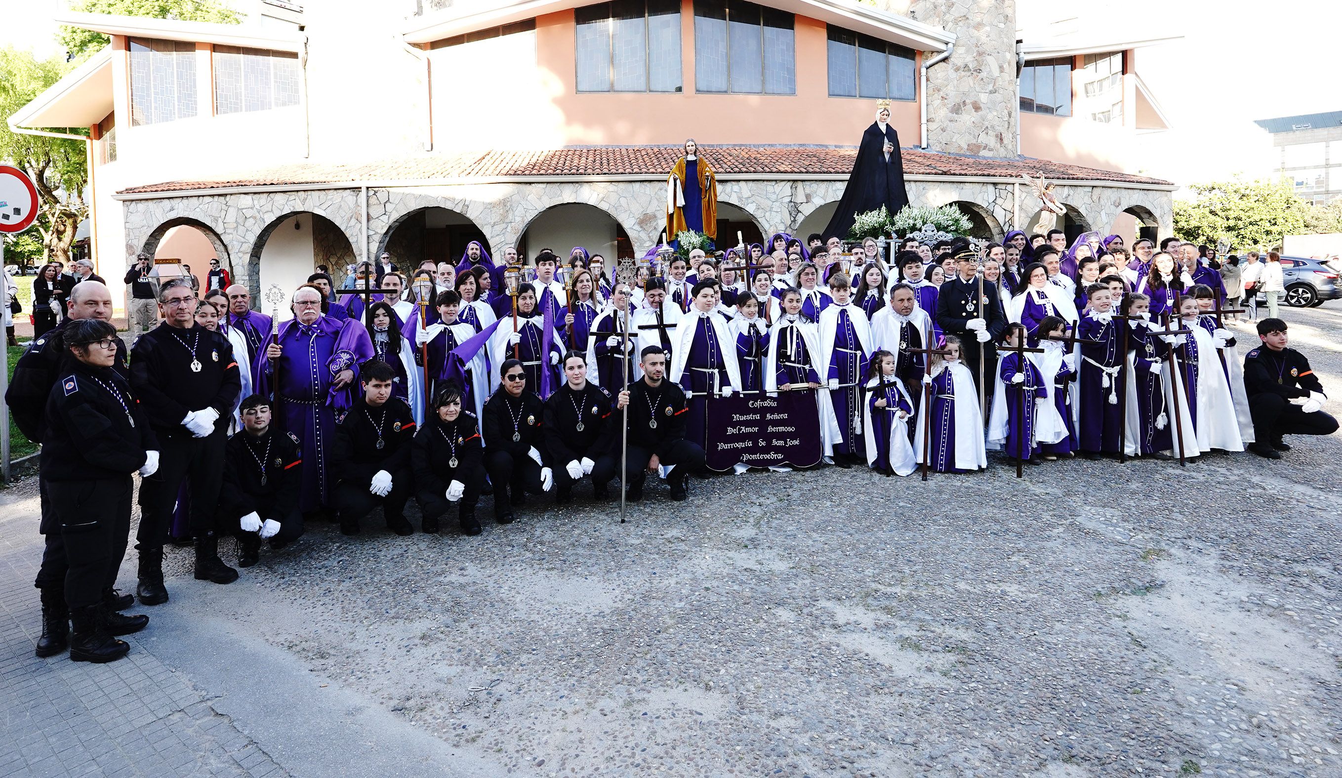 Procesión do Encontro de Xesús Resucitado que pecha a Semana Santa de Pontevedra Procesión do Encontro de Xesús Resucitado que pecha a Semana Santa de Pontevedra