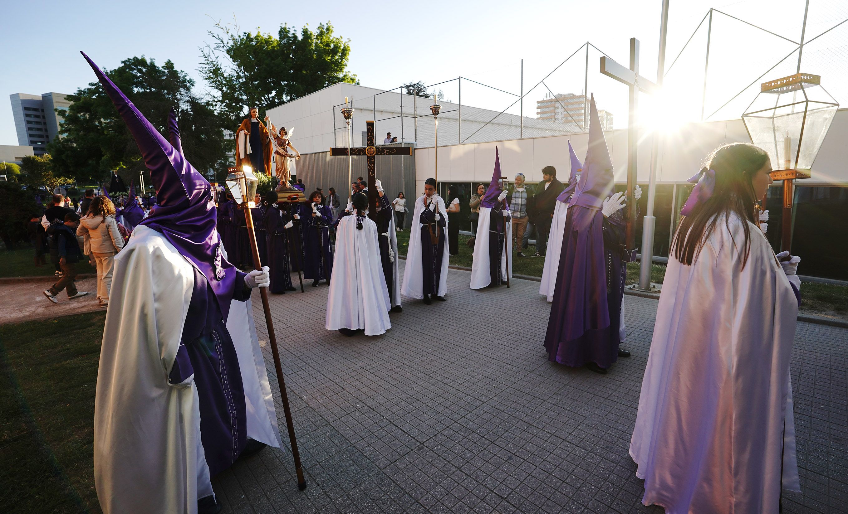 Procesión do Encontro de Xesús Resucitado que pecha a Semana Santa de Pontevedra Procesión do Encontro de Xesús Resucitado que pecha a Semana Santa de Pontevedra