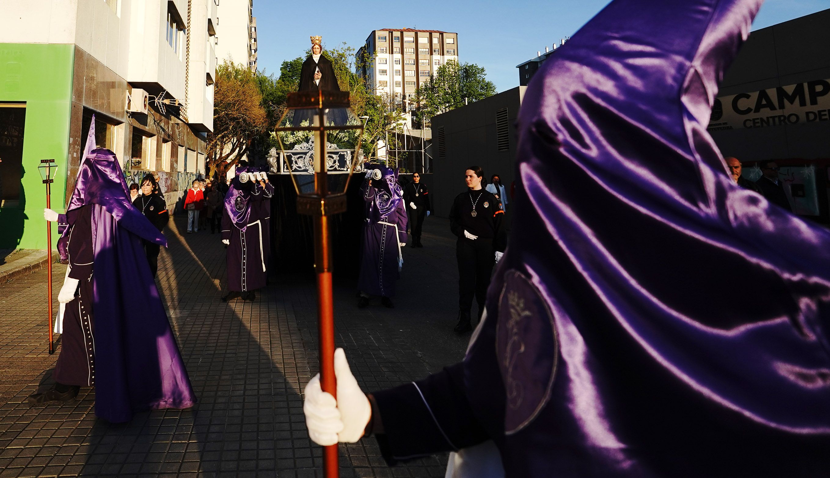 Procesión do Encontro de Xesús Resucitado que pecha a Semana Santa de Pontevedra Procesión do Encontro de Xesús Resucitado que pecha a Semana Santa de Pontevedra