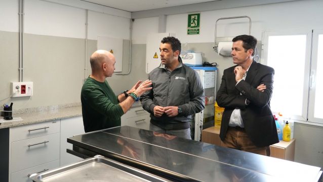 Visita de Luis López al CAAN de Armenteira Visita de Luis López al CAAN de Armenteira