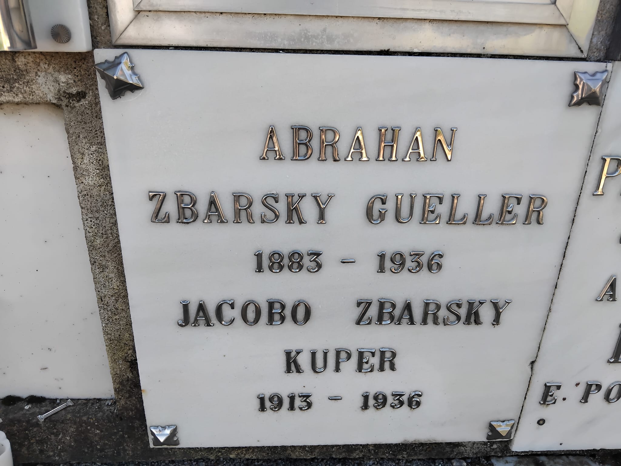 Lápida de Zbarsky