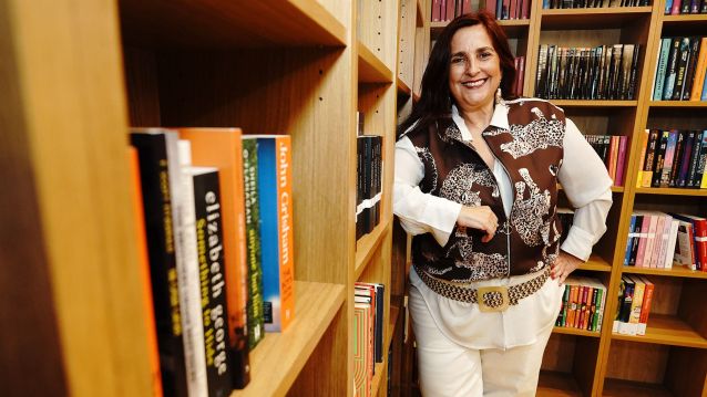 Arantza Portabales presenta a súa nova novela, 'Asasinato no muíño do cura'