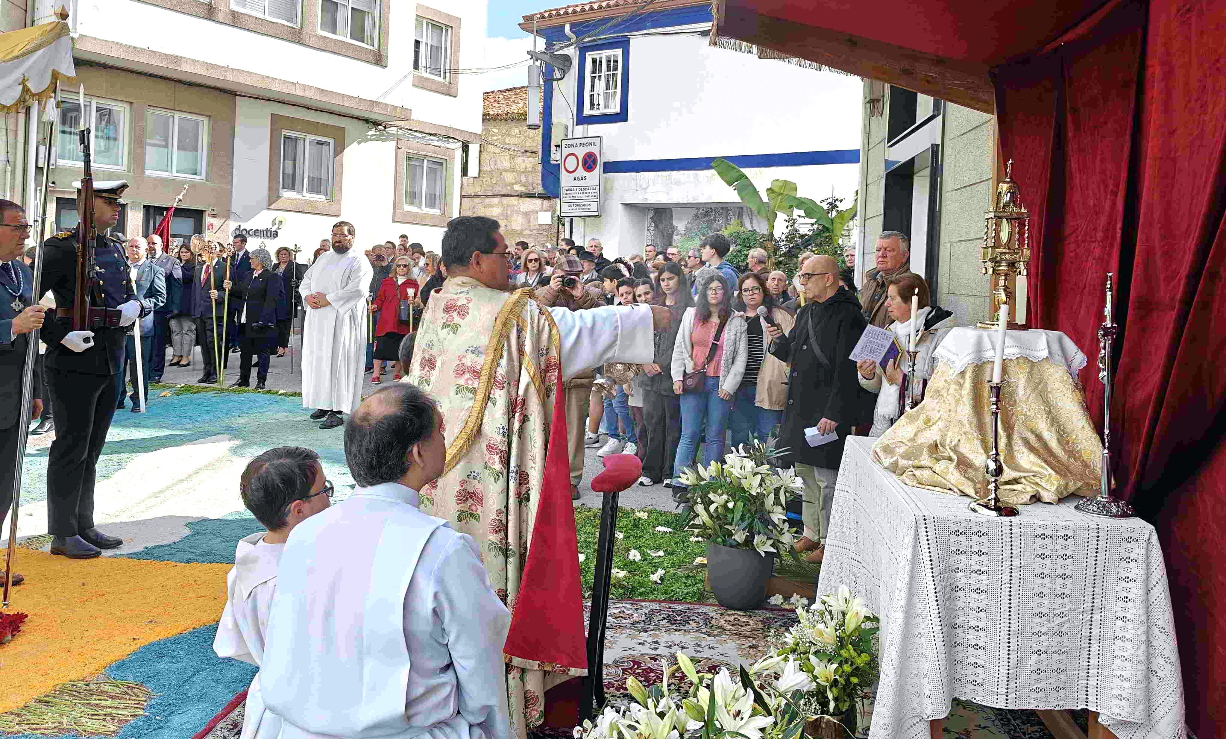 Procesión de la Comunión de Pascua (Viático) Procesión de la Comunión de Pascua (Viático)
