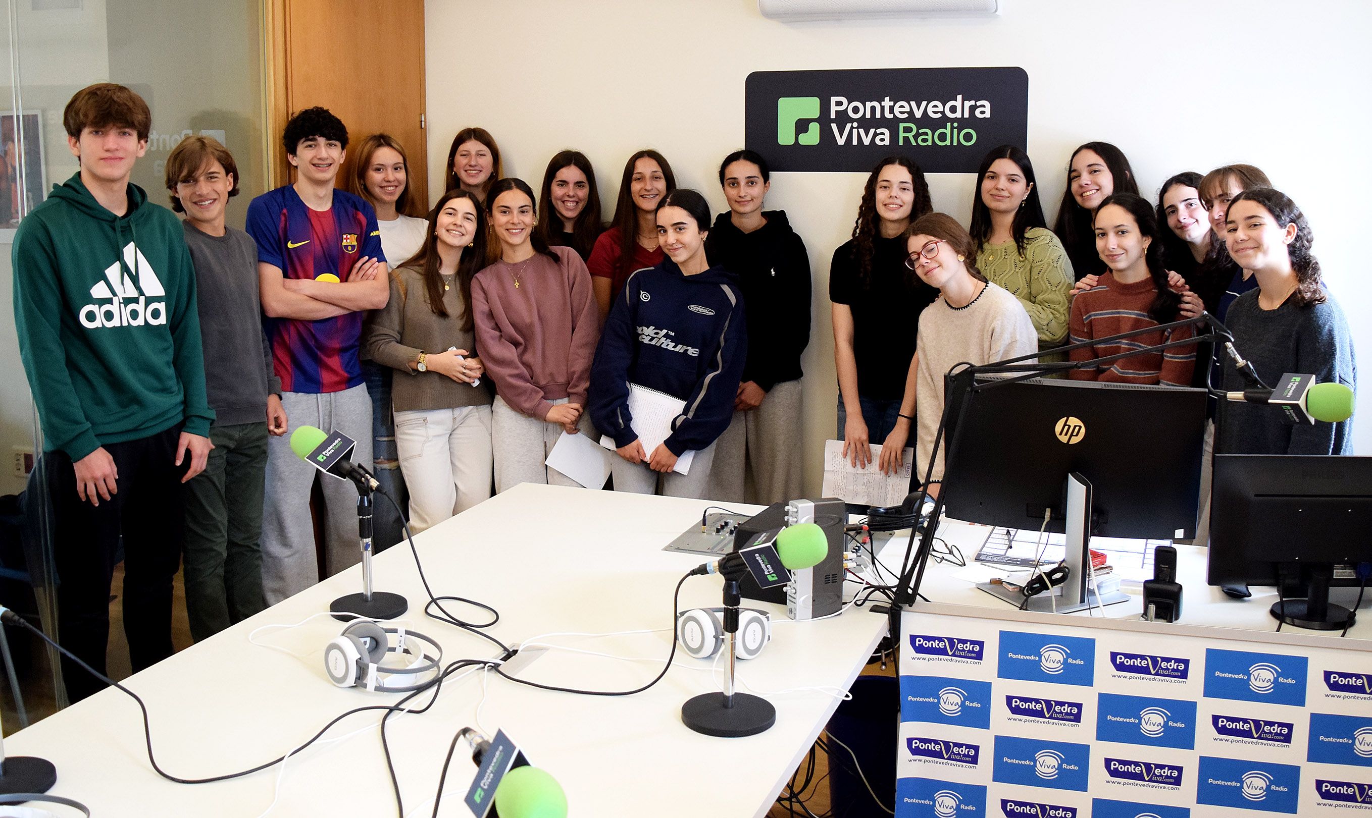 Estudiantes del club de lectura del IES Sánchez Cantón de Pontevedra