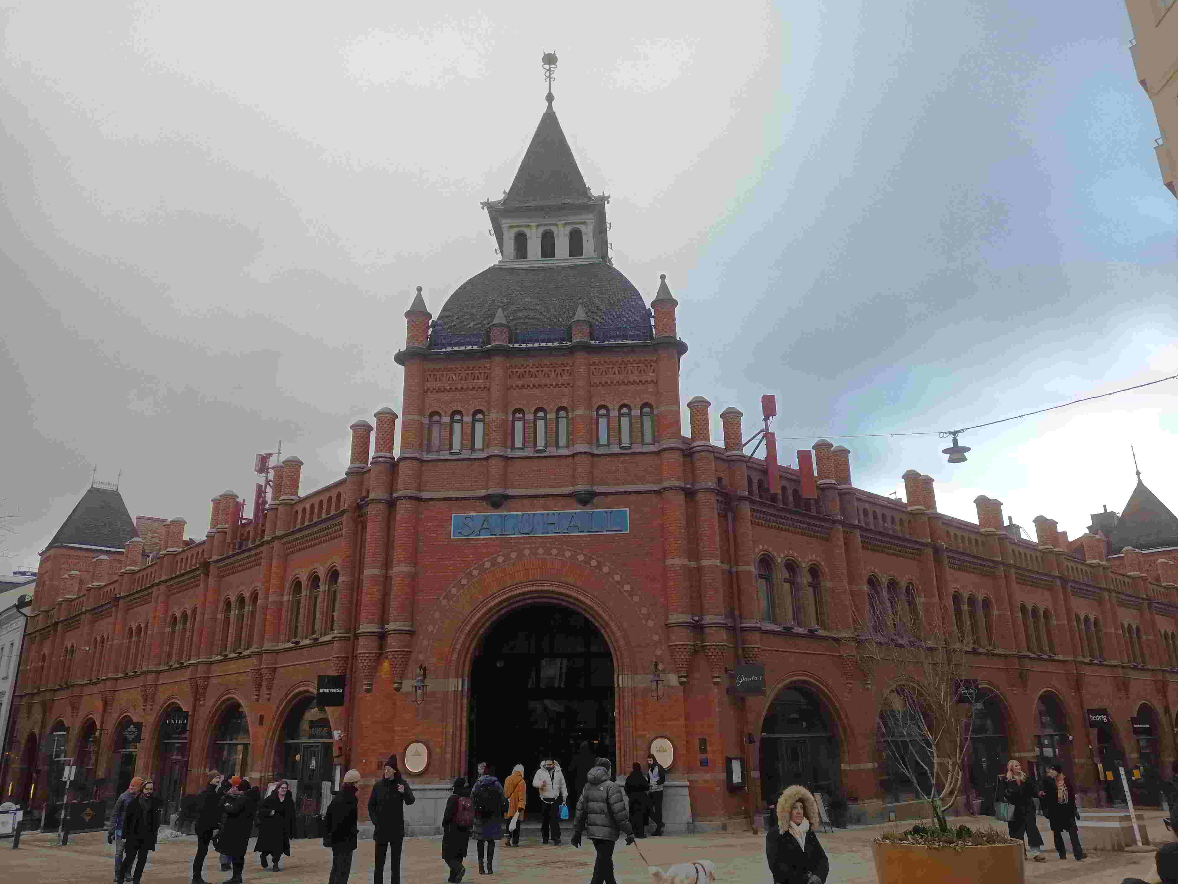 Mercado de Saluhall, fachada