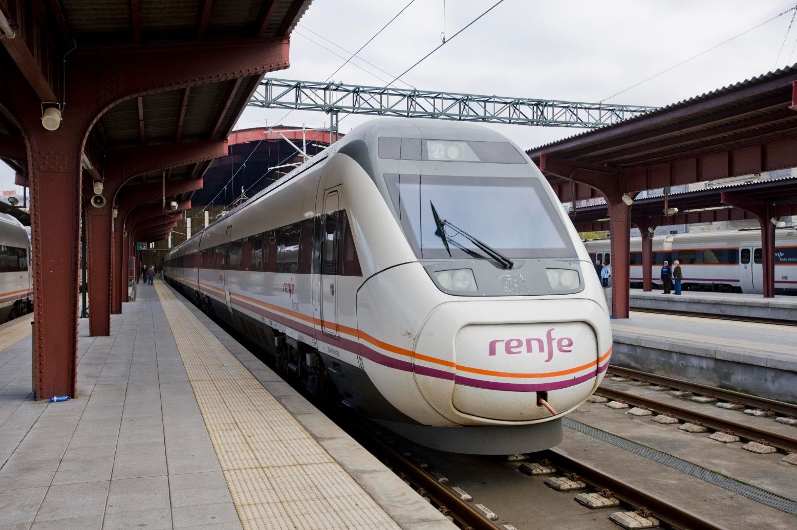 Un tren modelo S121