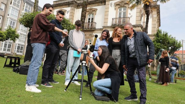 Jornada de formación sobre el eclipse del 12 de agosto en el Palacete das Mendoza