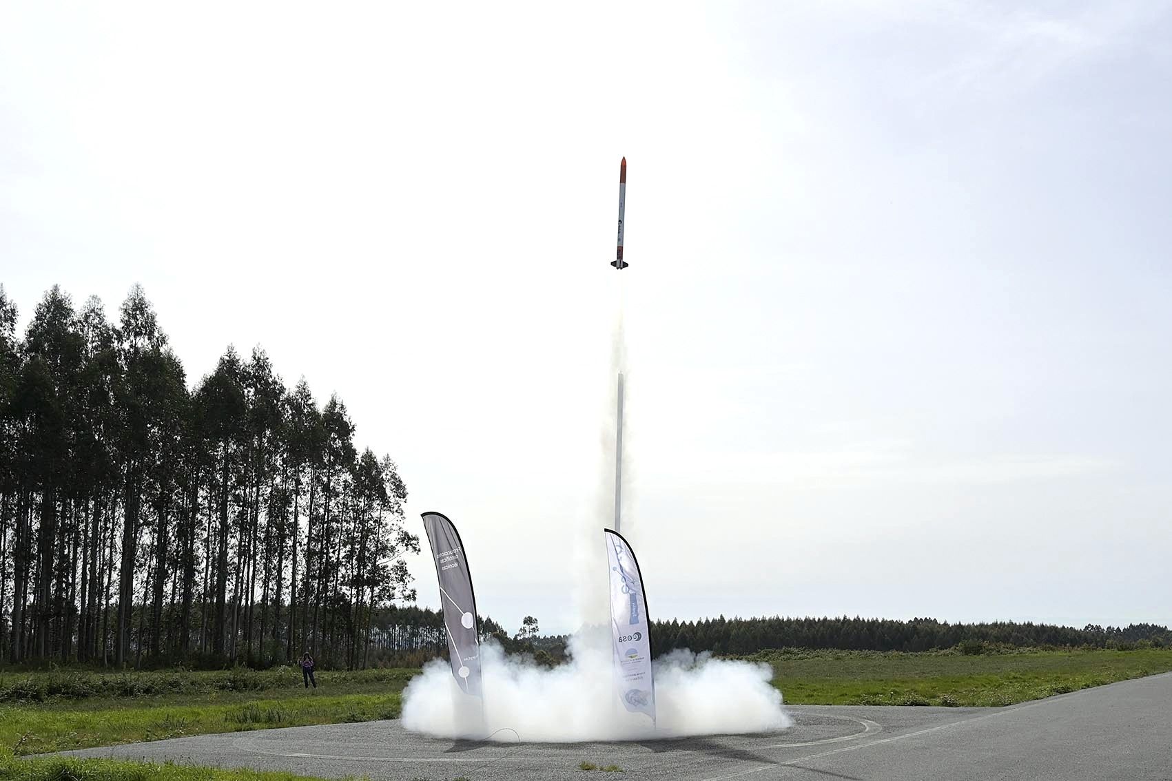 Uno de los cohetes del certamen CanSat