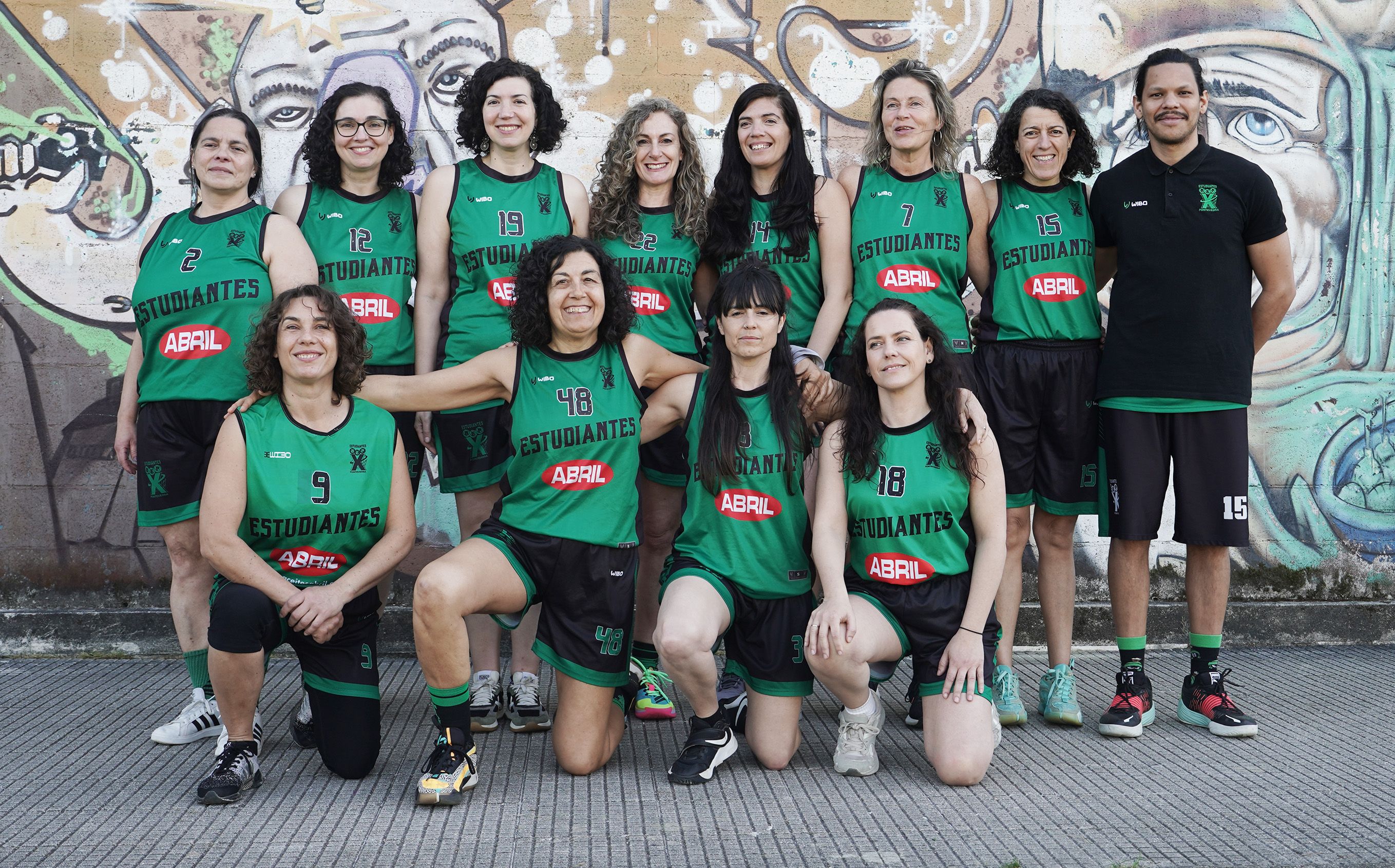 Presentación de equipos do Club de Baloncesto Estudantes Pontevedra 25-26