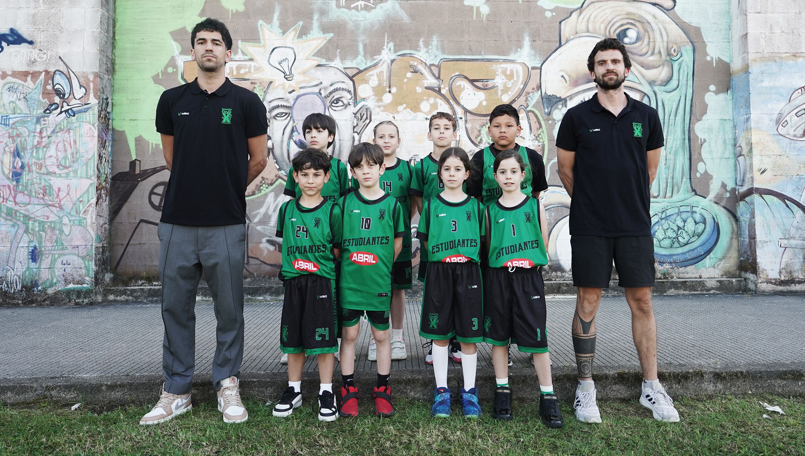 Presentación de equipos do Club de Baloncesto Estudantes Pontevedra 25-26