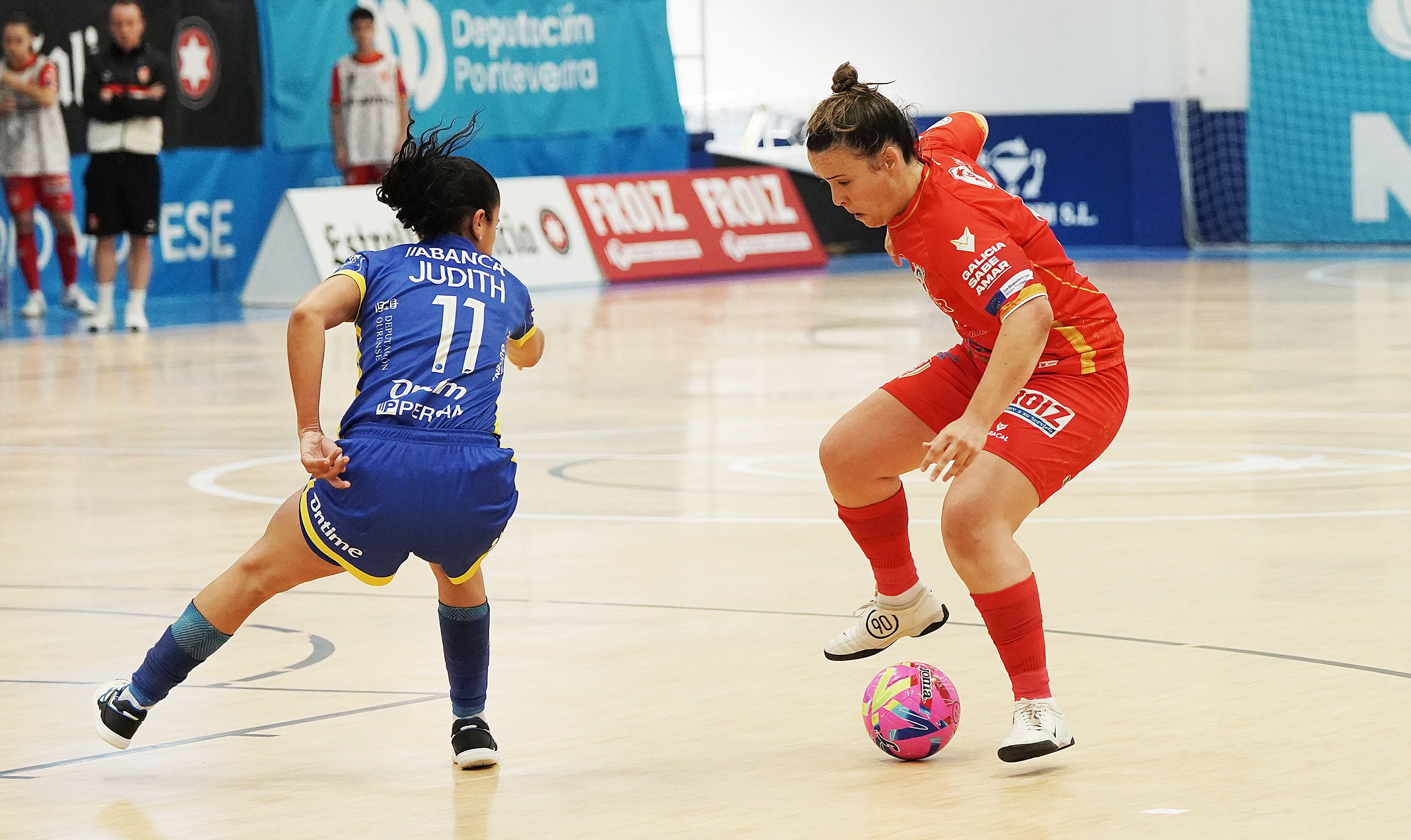 Partido de liga entre Poio Pescamar y Ourense Ontime en A Seca