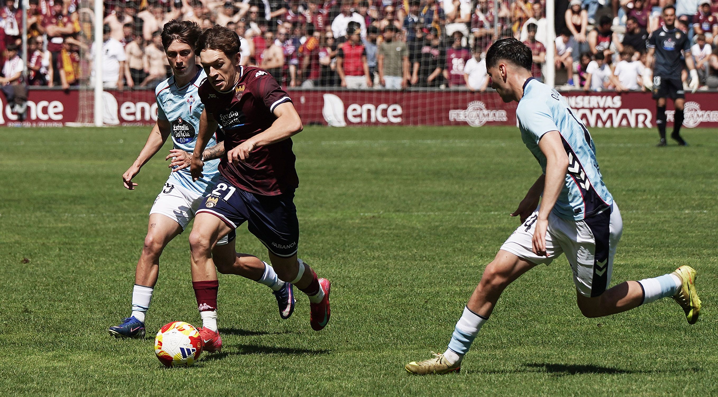 Partido entre Pontevedra CF y Celta Fortuna en Pasarón Partido entre Pontevedra CF y Celta Fortuna en Pasarón