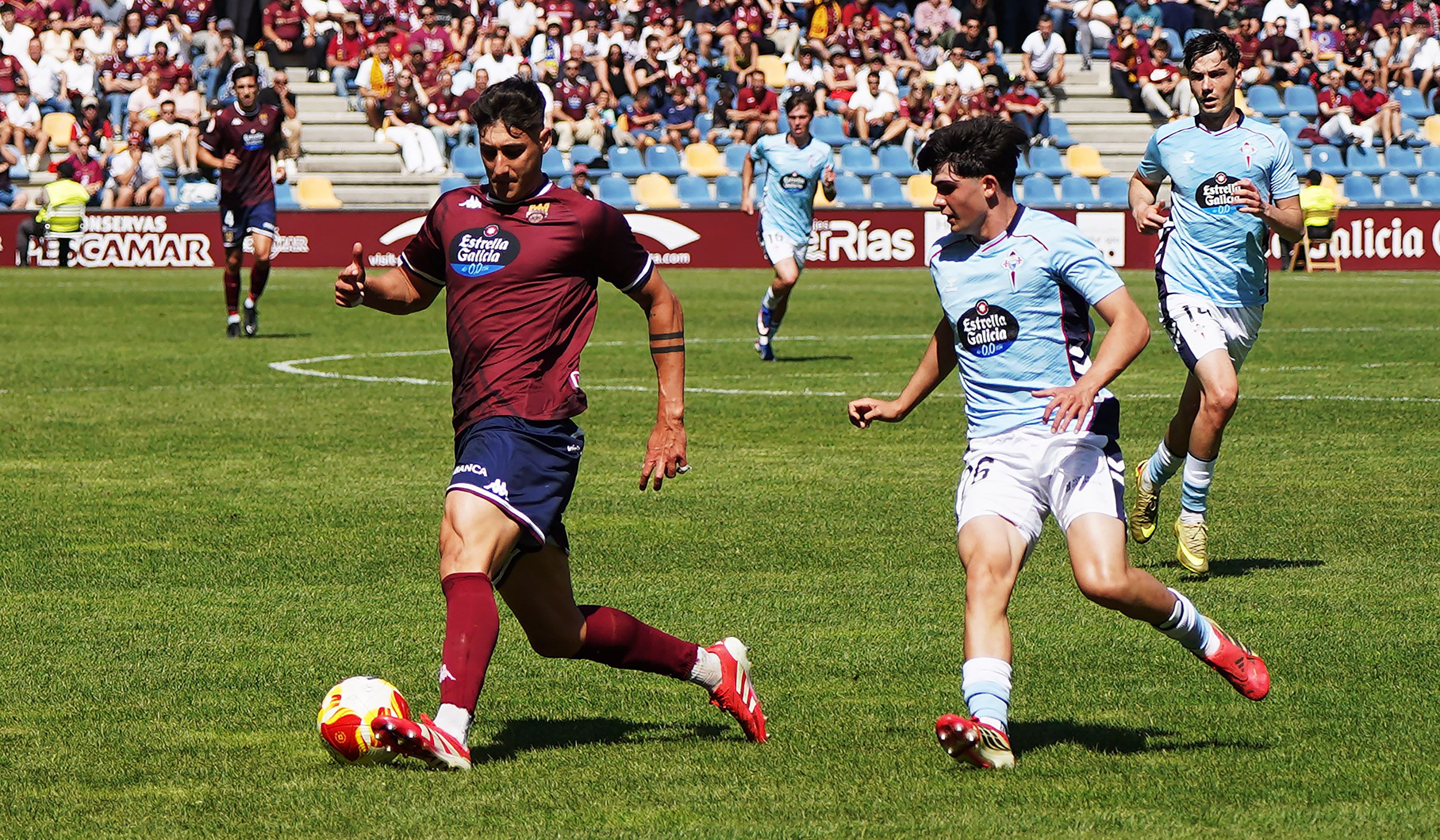 Partido entre Pontevedra CF y Celta Fortuna en Pasarón Partido entre Pontevedra CF y Celta Fortuna en Pasarón